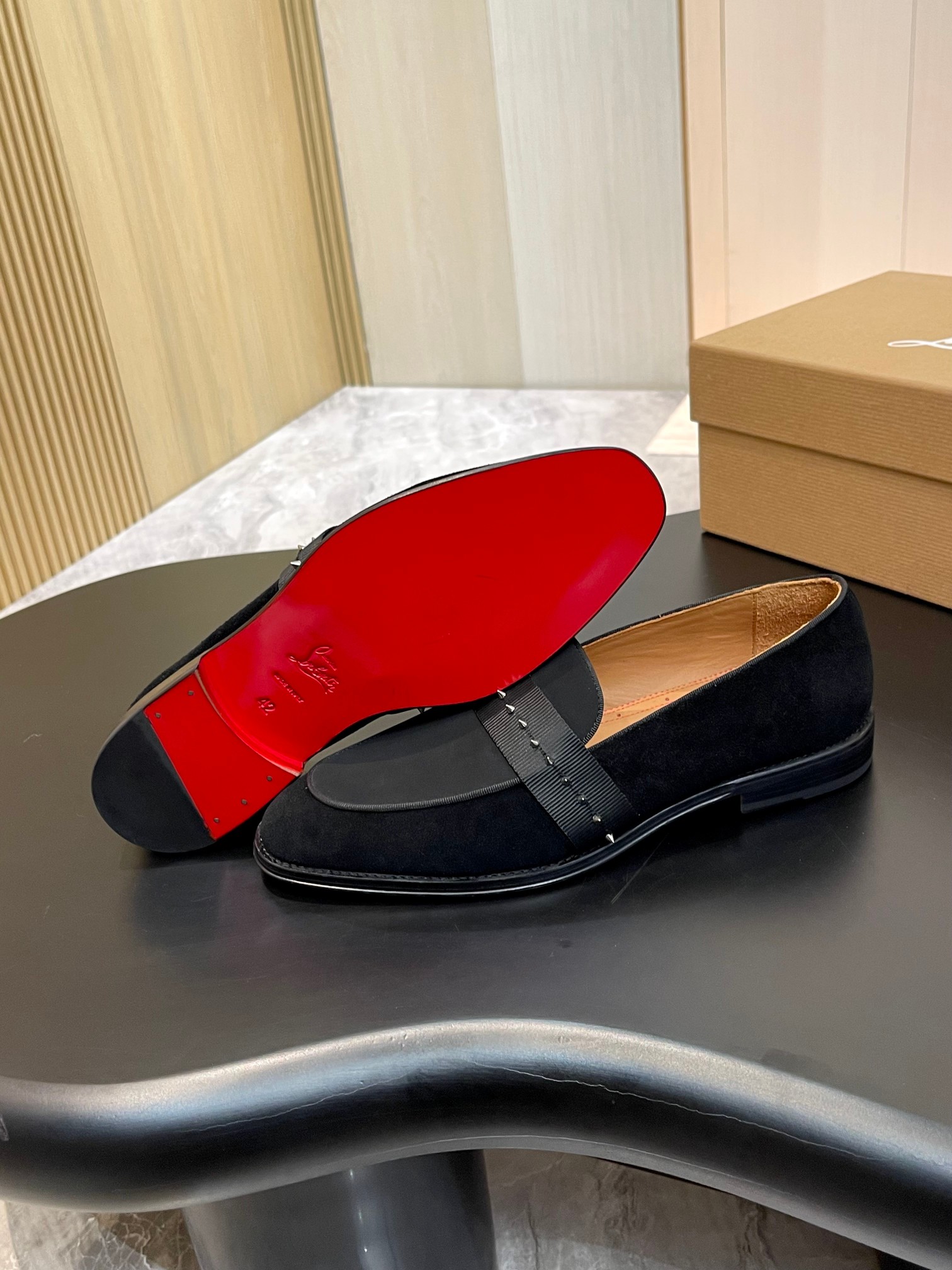 Christian Louboutin Style Red Leather Men's Shoes style reference detail image 9 from source 782850