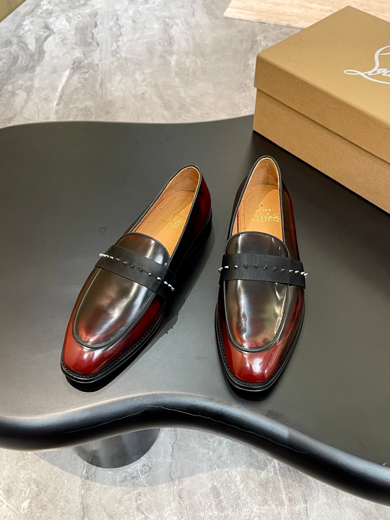 Christian Louboutin（cl男） Style Red Leather Men's Shoes Lookbook Reference image 2