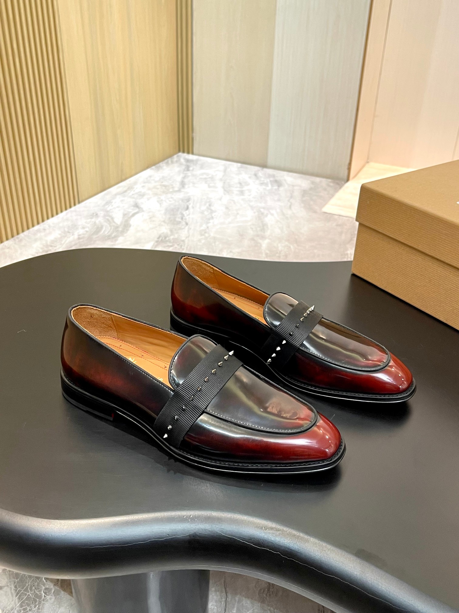 Christian Louboutin Style Red Leather Men's Shoes style reference detail image 4 from source 782788