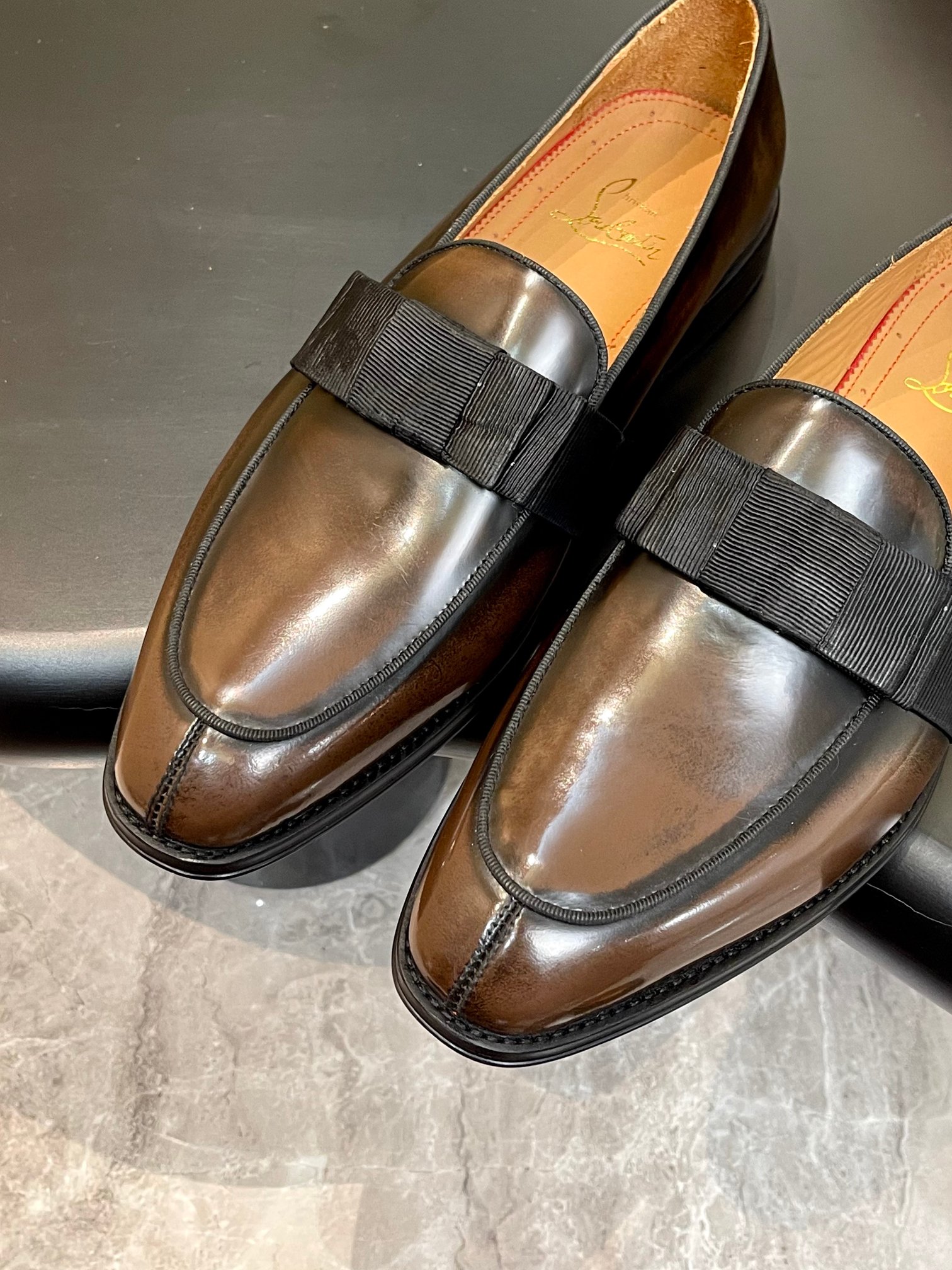 Christian Louboutin Style Red Leather Men's Shoes style reference detail image 6 from source 782830