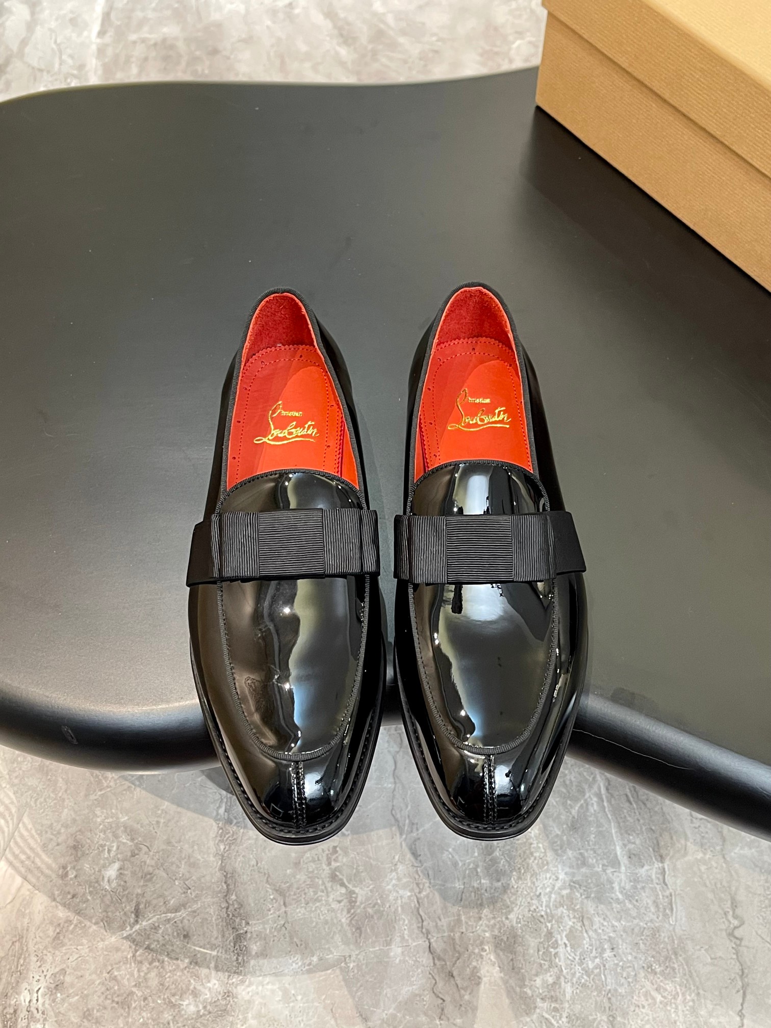 Christian Louboutin（cl男） Style Red Leather Men's Shoes Lookbook Reference image 1