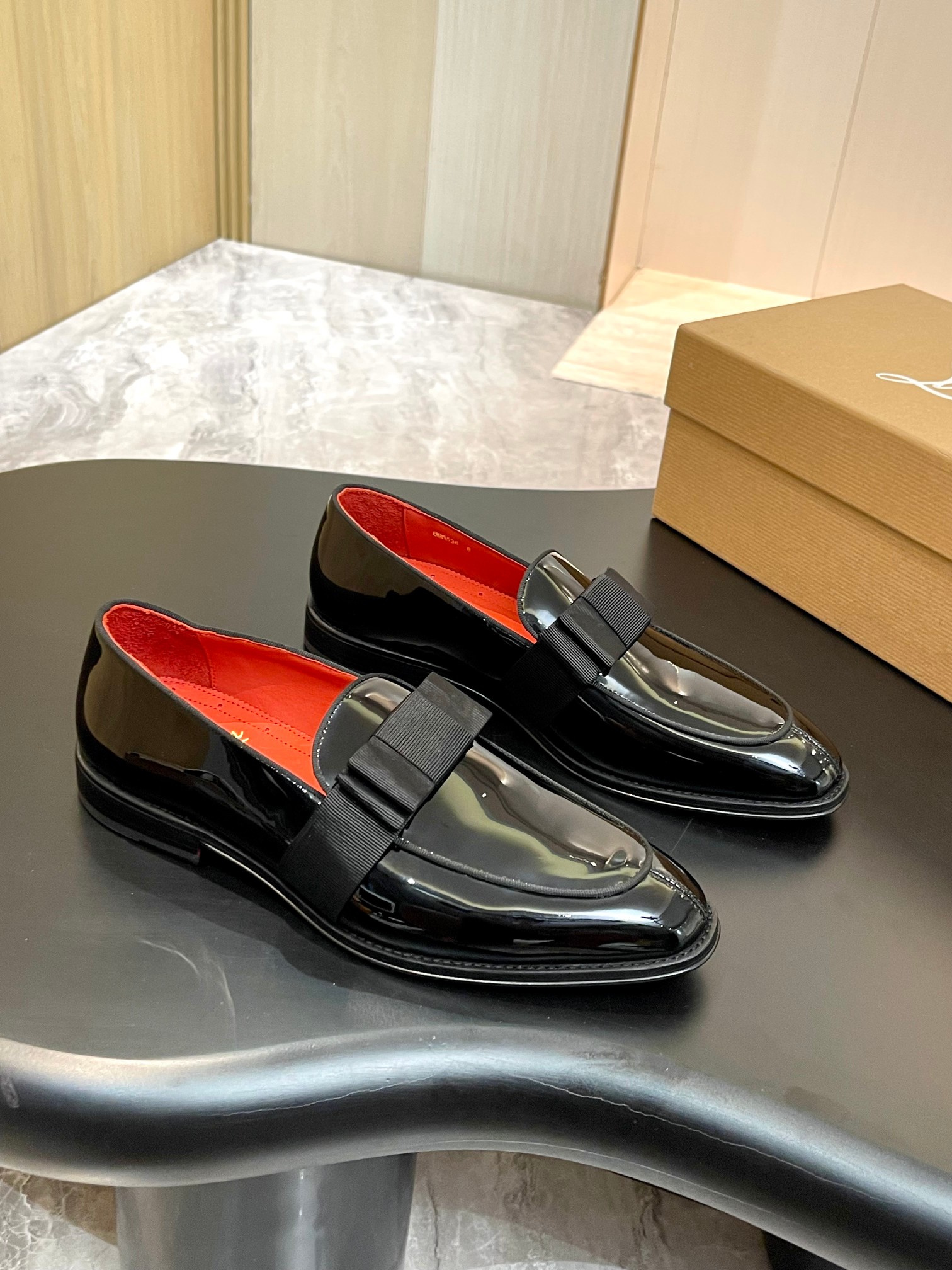 Christian Louboutin Style Red Leather Men's Shoes style reference detail image 4 from source 782832
