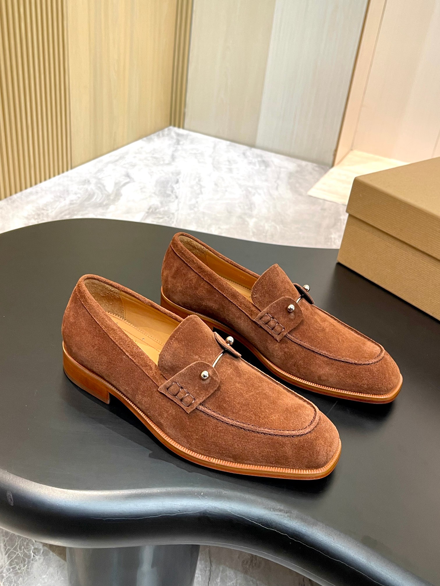 Christian Louboutin Style Red Leather Men's Shoes style reference detail image 4 from source 782856