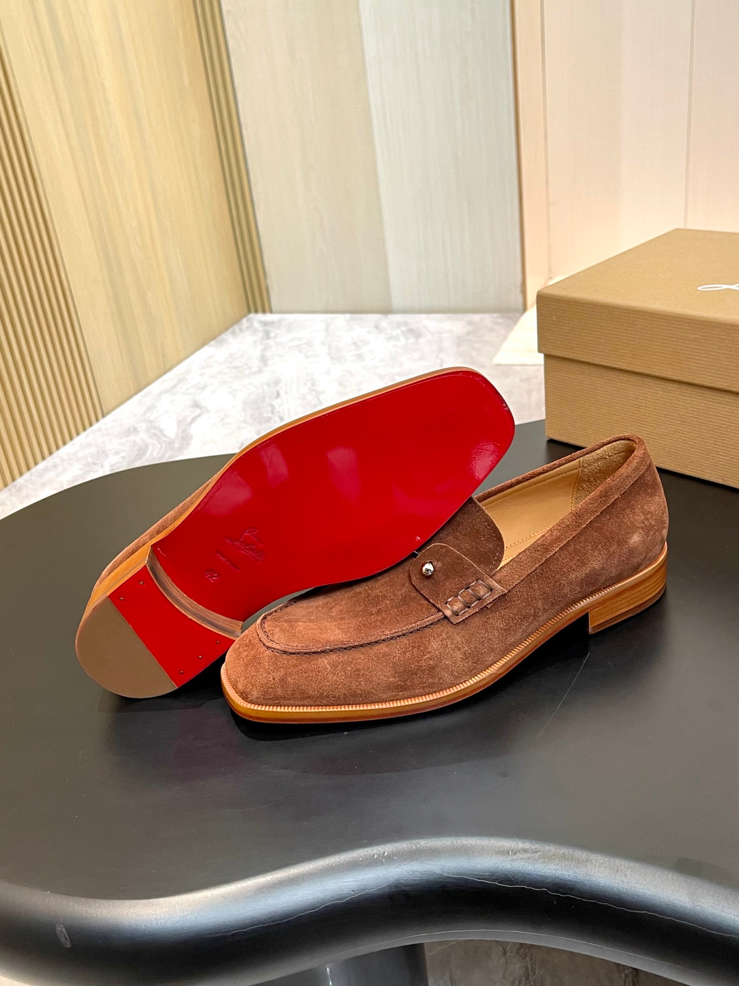 Christian Louboutin Style Red Leather Men's Shoes style reference detail image 9 from source 782856