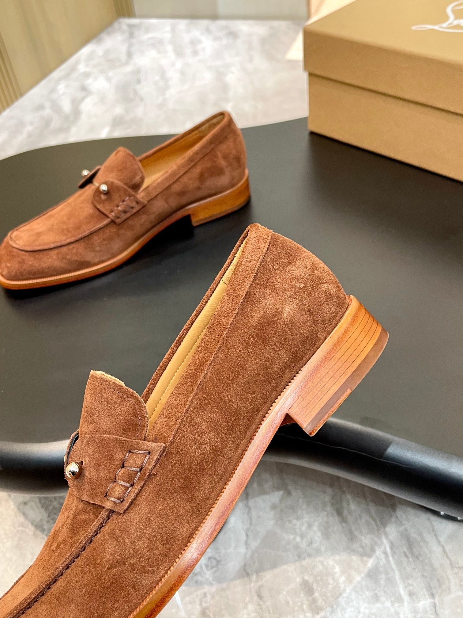 Christian Louboutin Style Red Leather Men's Shoes style reference detail image 7 from source 782856