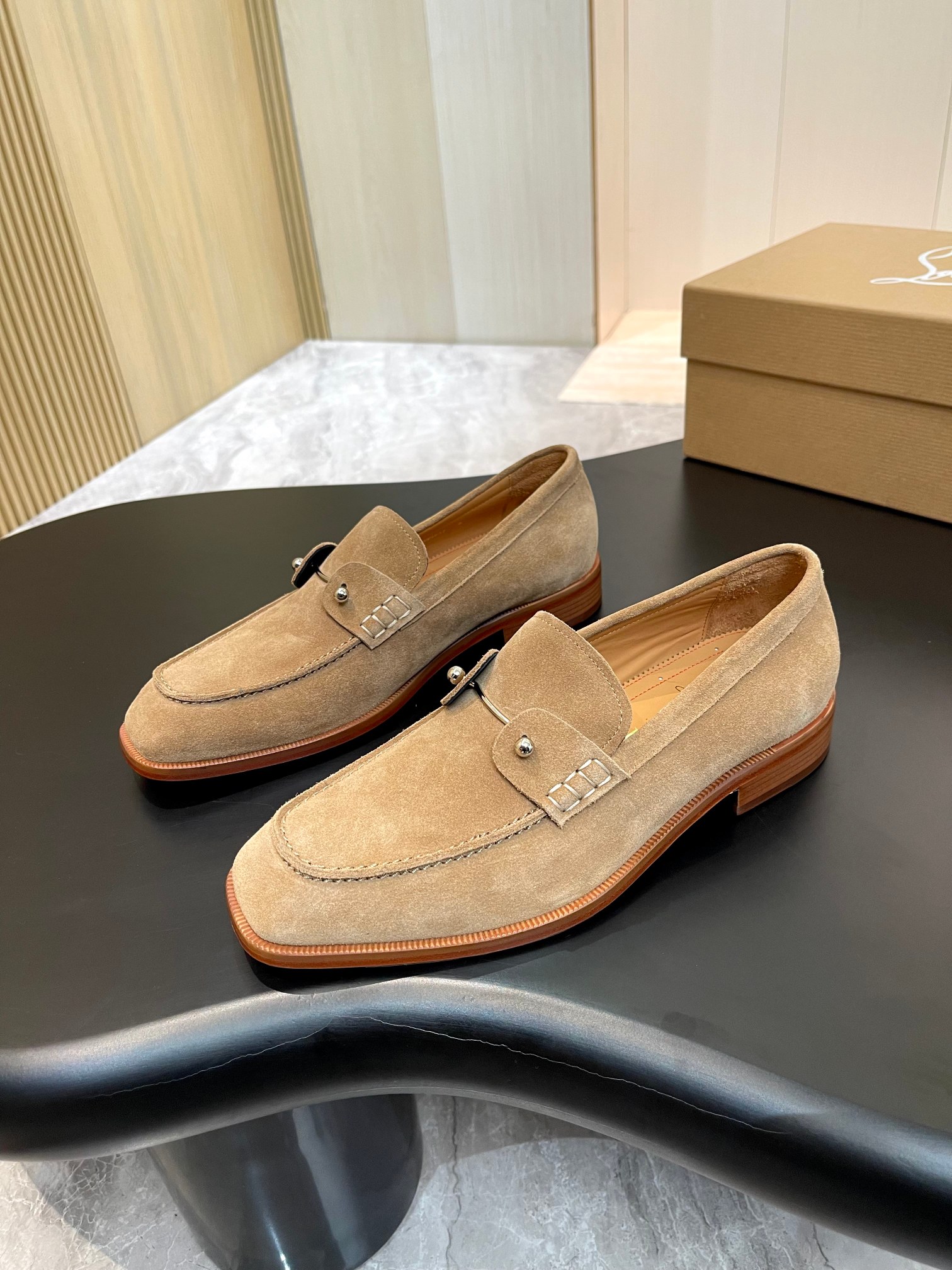 Christian Louboutin Style Red Leather Men's Shoes style reference detail image 3 from source 782853