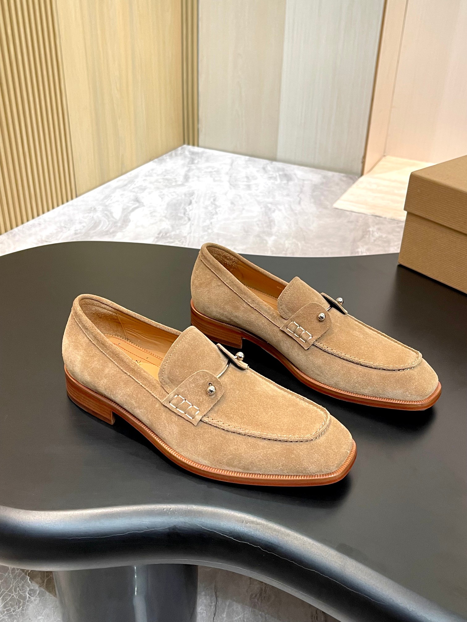 Christian Louboutin Style Red Leather Men's Shoes style reference detail image 4 from source 782853