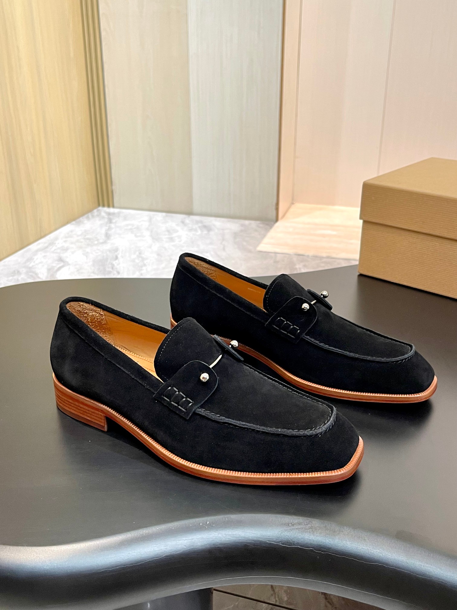 Christian Louboutin Style Red Leather Men's Shoes style reference detail image 4 from source 782837