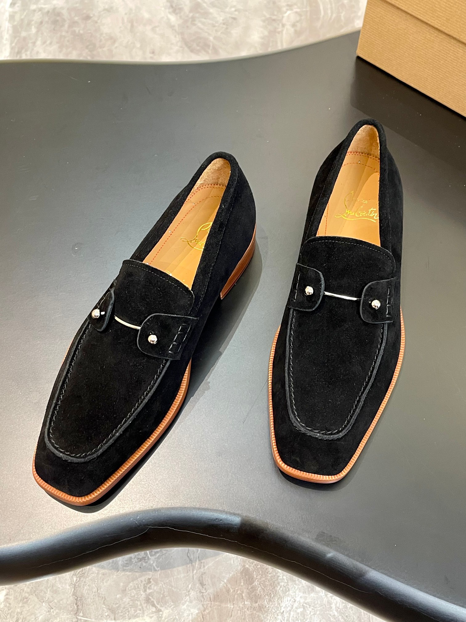 Christian Louboutin（cl男） Style Red Leather Men's Shoes Lookbook Reference image 2