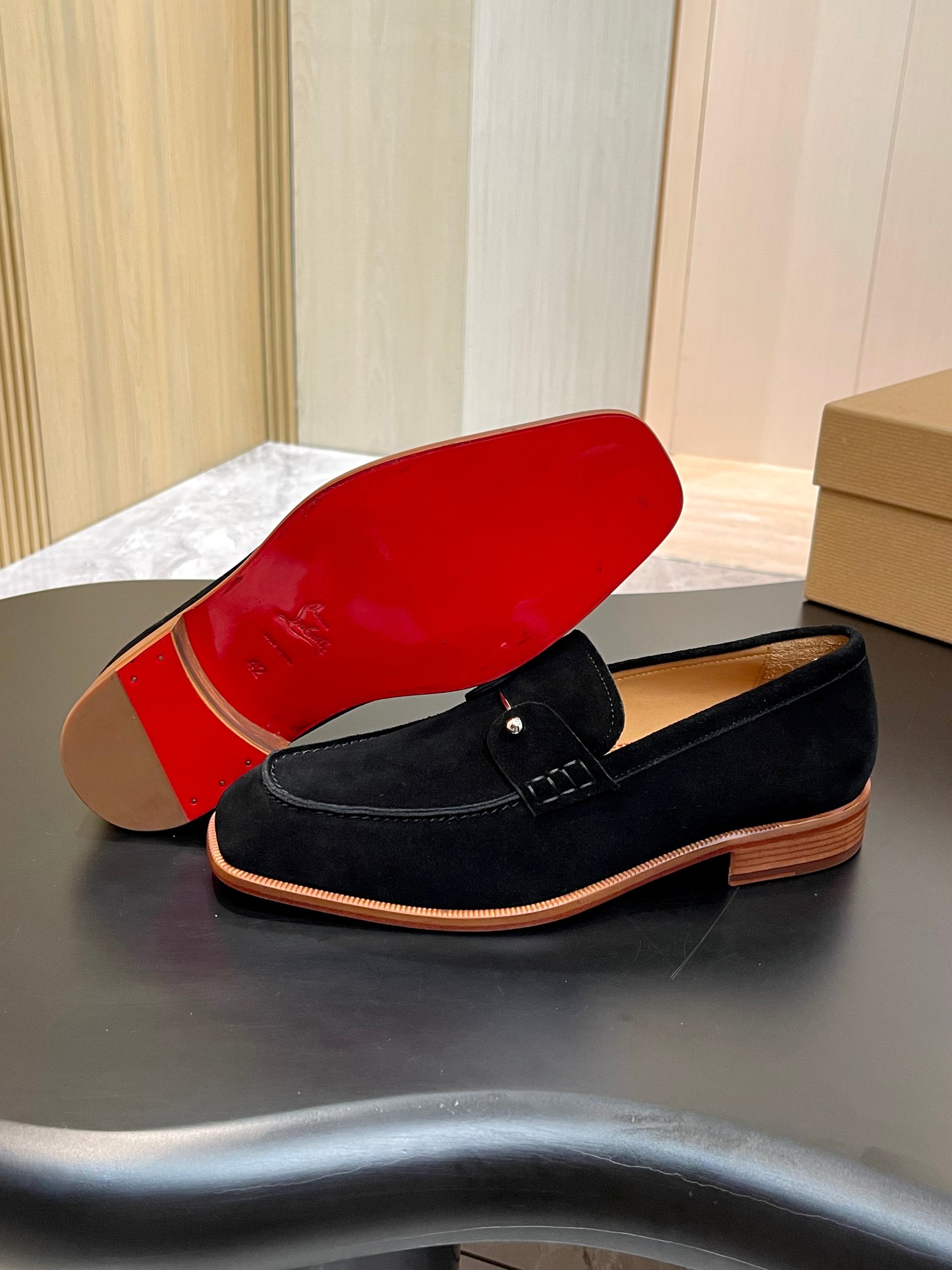 Christian Louboutin Style Red Leather Men's Shoes style reference detail image 8 from source 782837