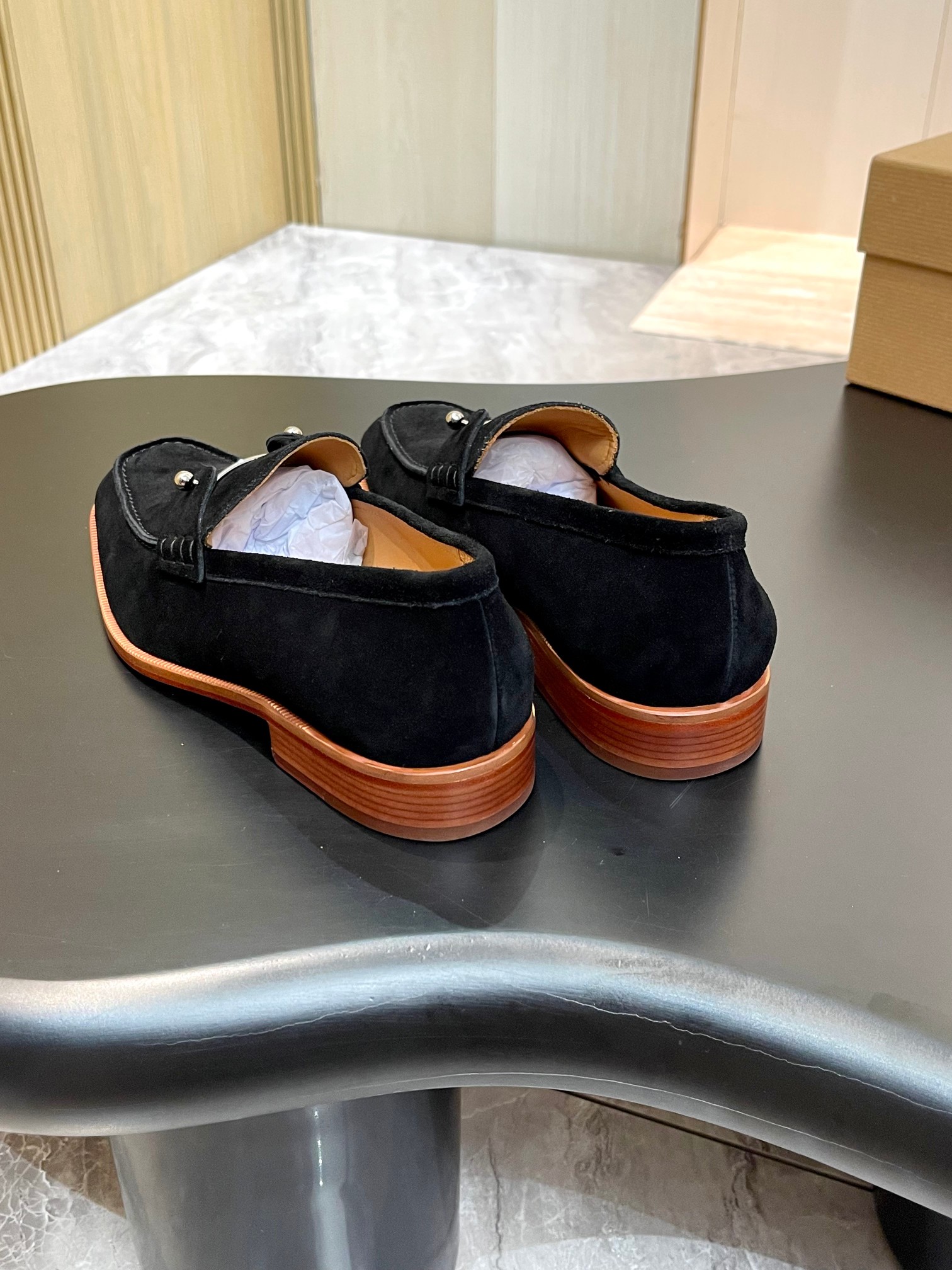 Christian Louboutin Style Red Leather Men's Shoes style reference detail image 9 from source 782837
