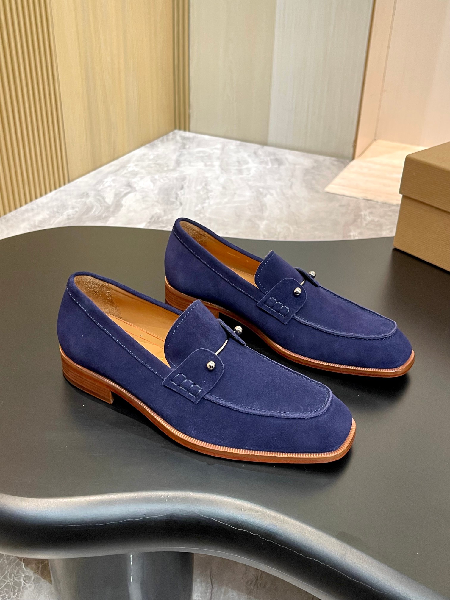 Christian Louboutin Style Red Leather Men's Shoes style reference detail image 4 from source 782846
