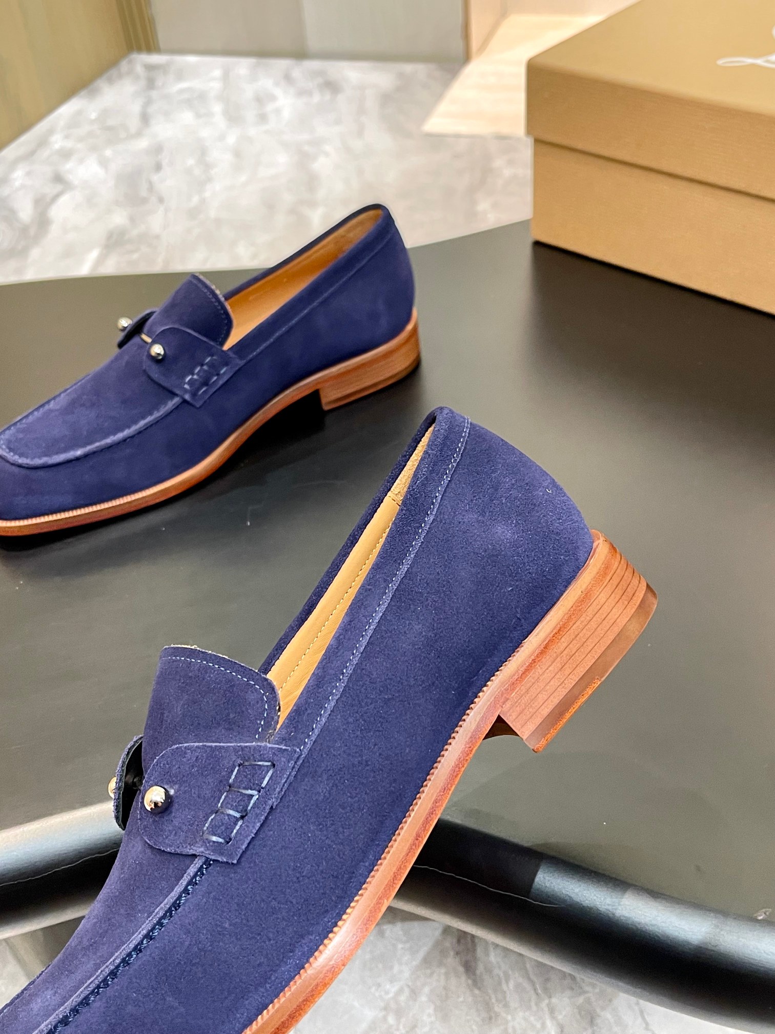 Christian Louboutin Style Red Leather Men's Shoes style reference detail image 7 from source 782846