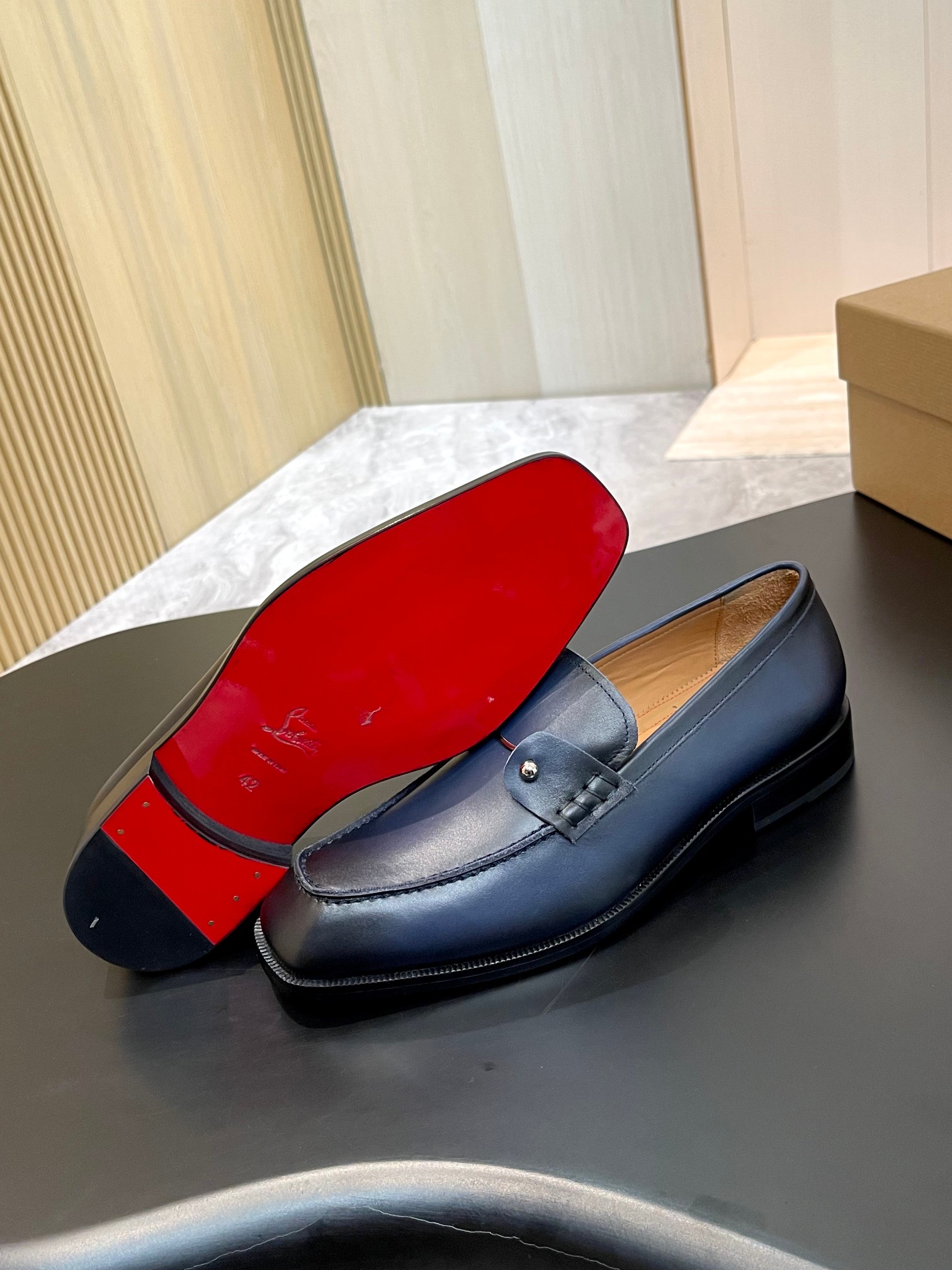 Christian Louboutin Style Red Leather Men's Shoes style reference detail image 9 from source 782842