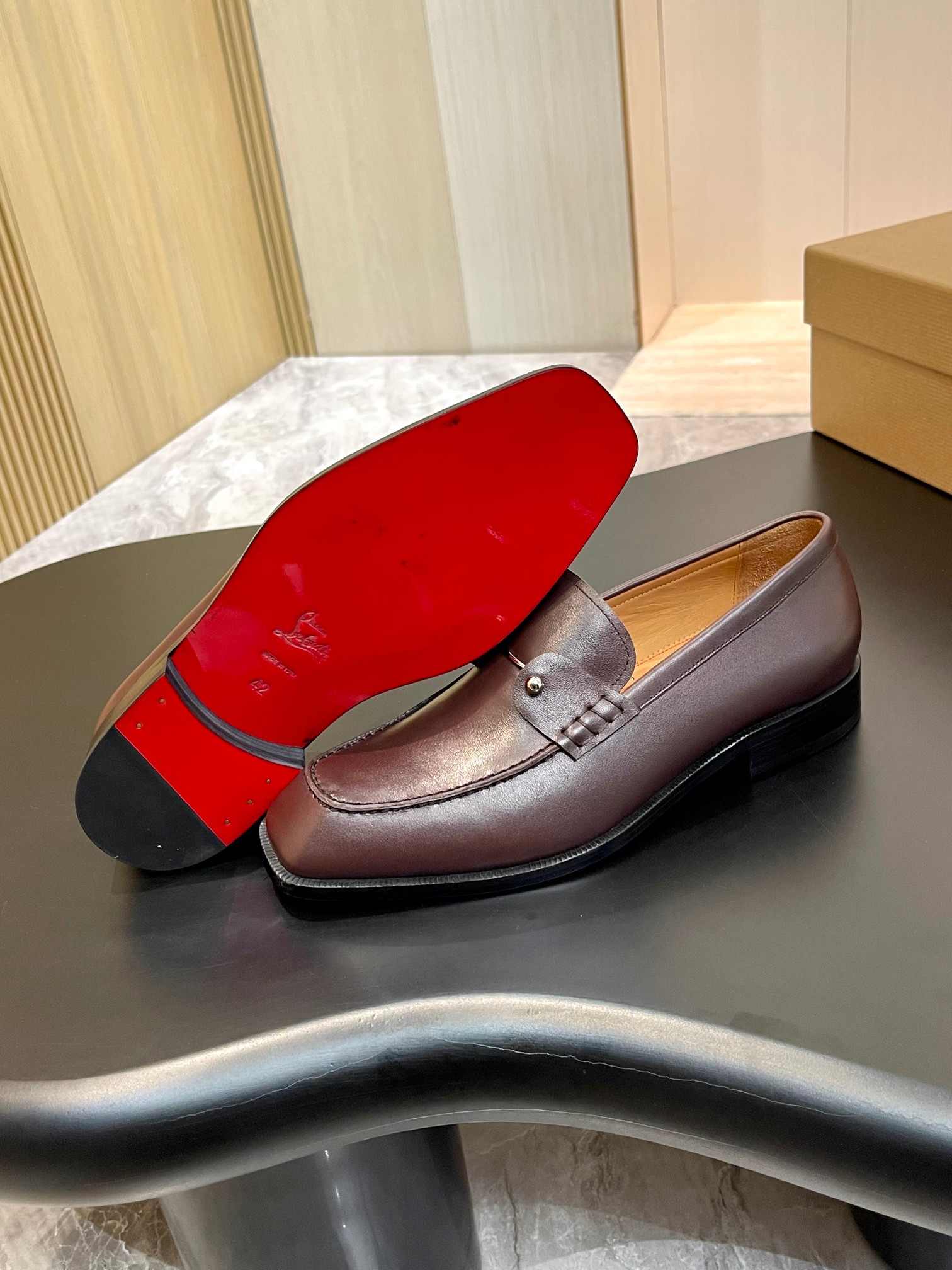 Christian Louboutin Style Red Leather Men's Shoes style reference detail image 9 from source 782839