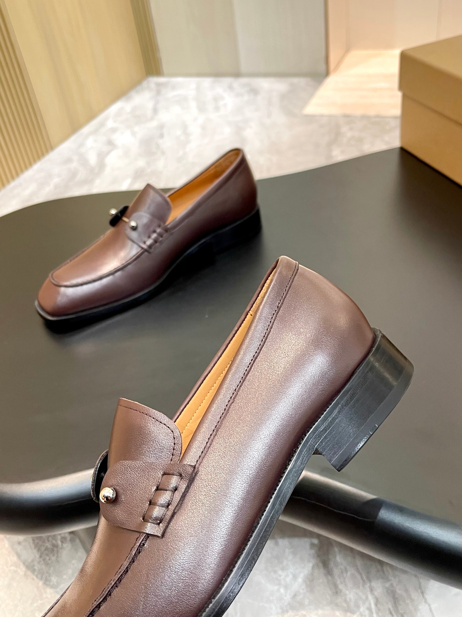 Christian Louboutin Style Red Leather Men's Shoes style reference detail image 7 from source 782839