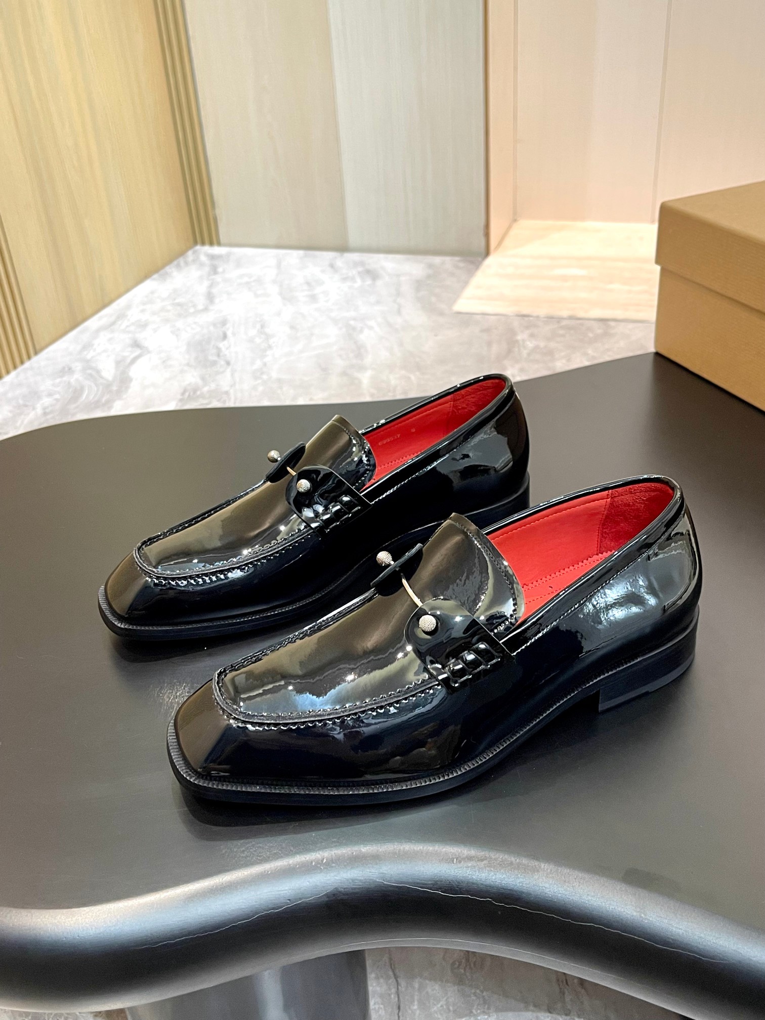 Christian Louboutin Style Red Leather Men's Shoes style reference detail image 3 from source 782855
