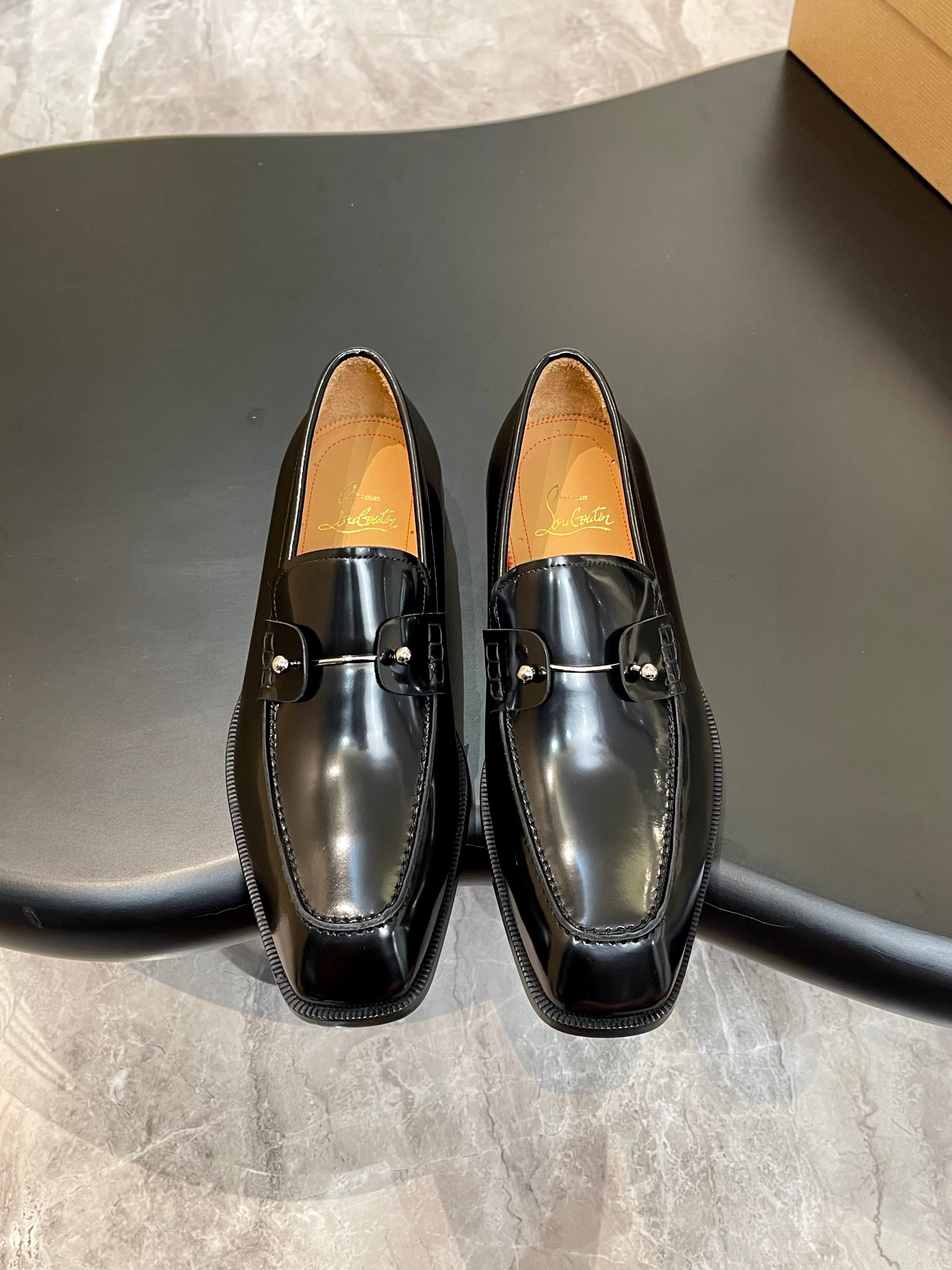 Christian Louboutin（cl男） Style Red Leather Men's Shoes Lookbook Reference image 1