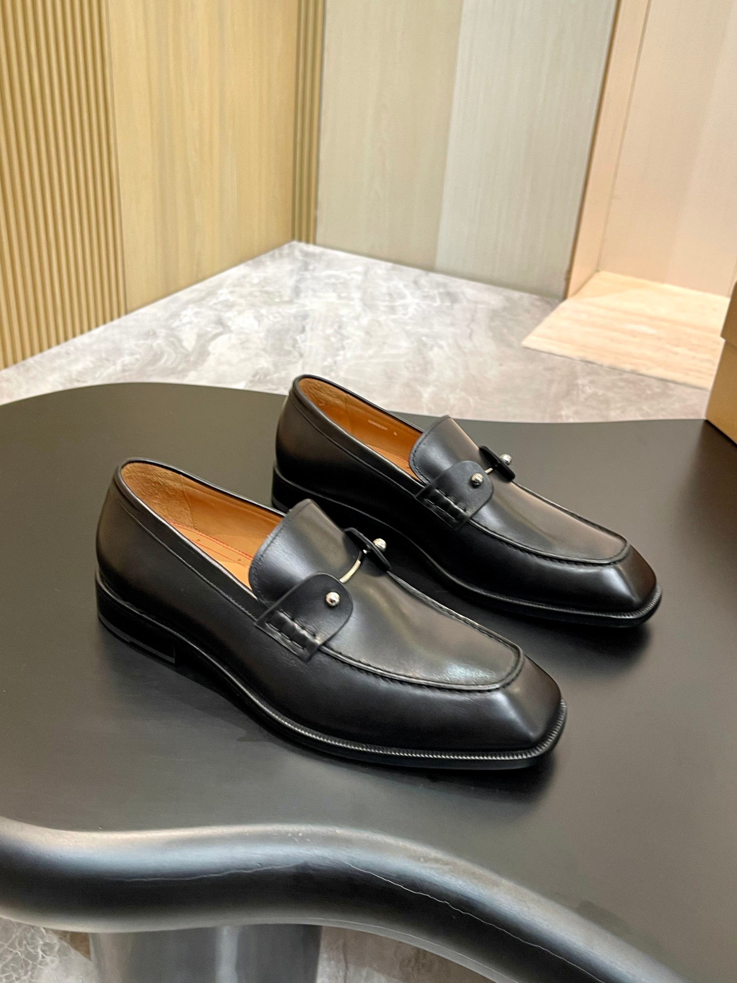 Christian Louboutin Style Red Leather Men's Shoes style reference detail image 4 from source 782845