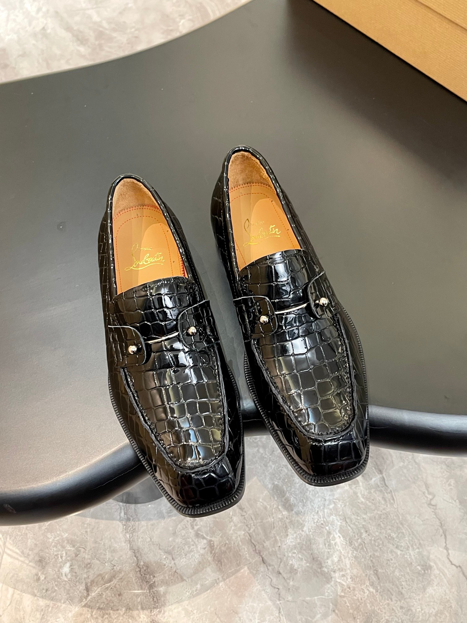 Christian Louboutin（cl男） Style Red Leather Men's Shoes Lookbook Reference image 1
