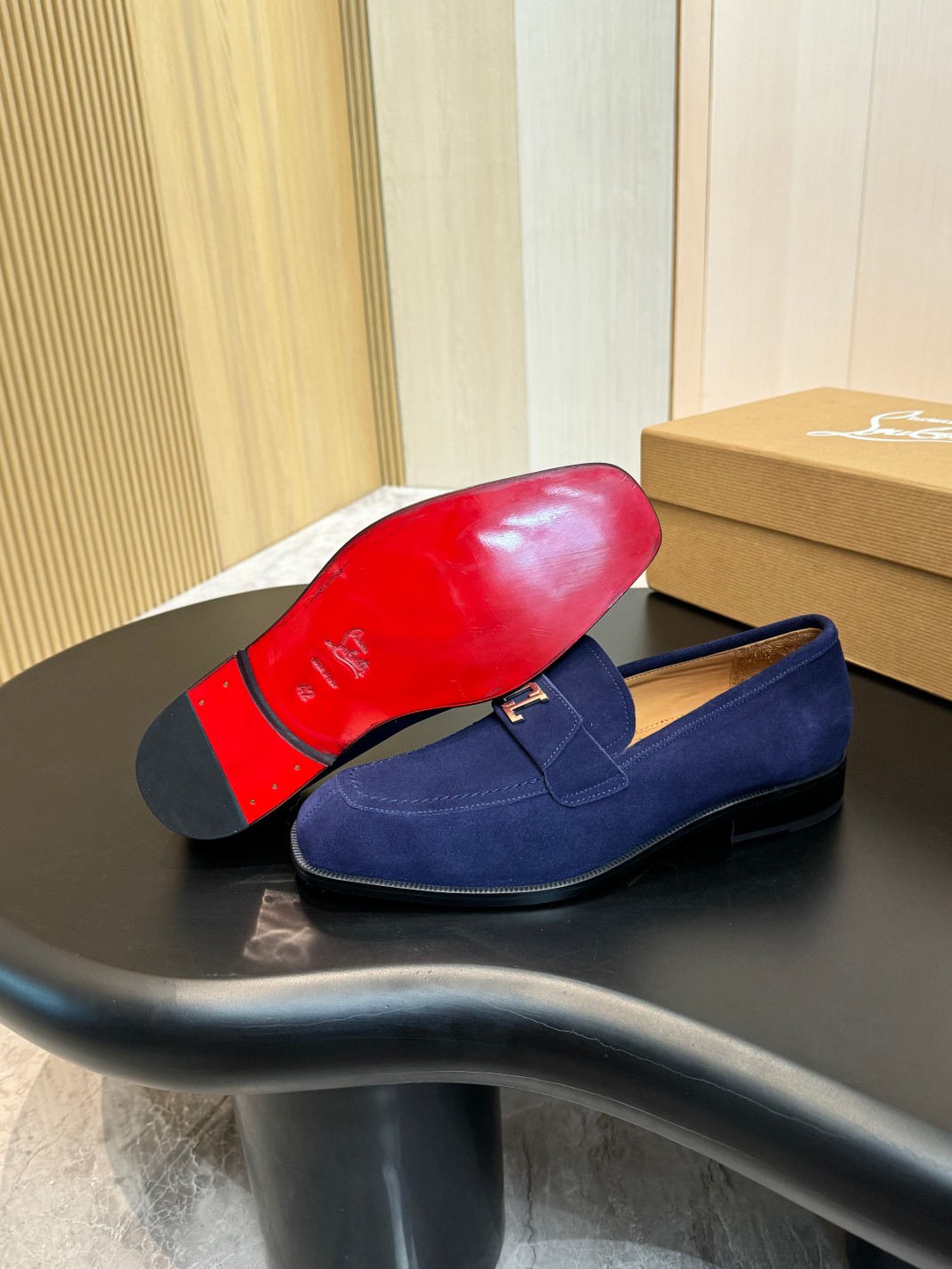 Christian Louboutin Style Red Leather Men's Shoes style reference detail image 9 from source 782849