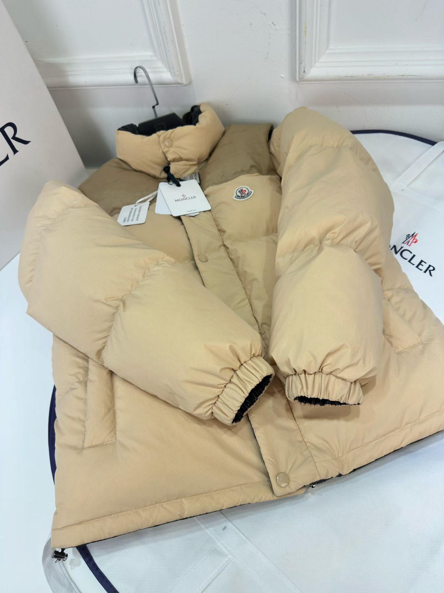 瓦莱斯特拉 Valextra 高定典藏名品高定成衣时装外套连衣裙衬衫T恤 #83B1F23F 5