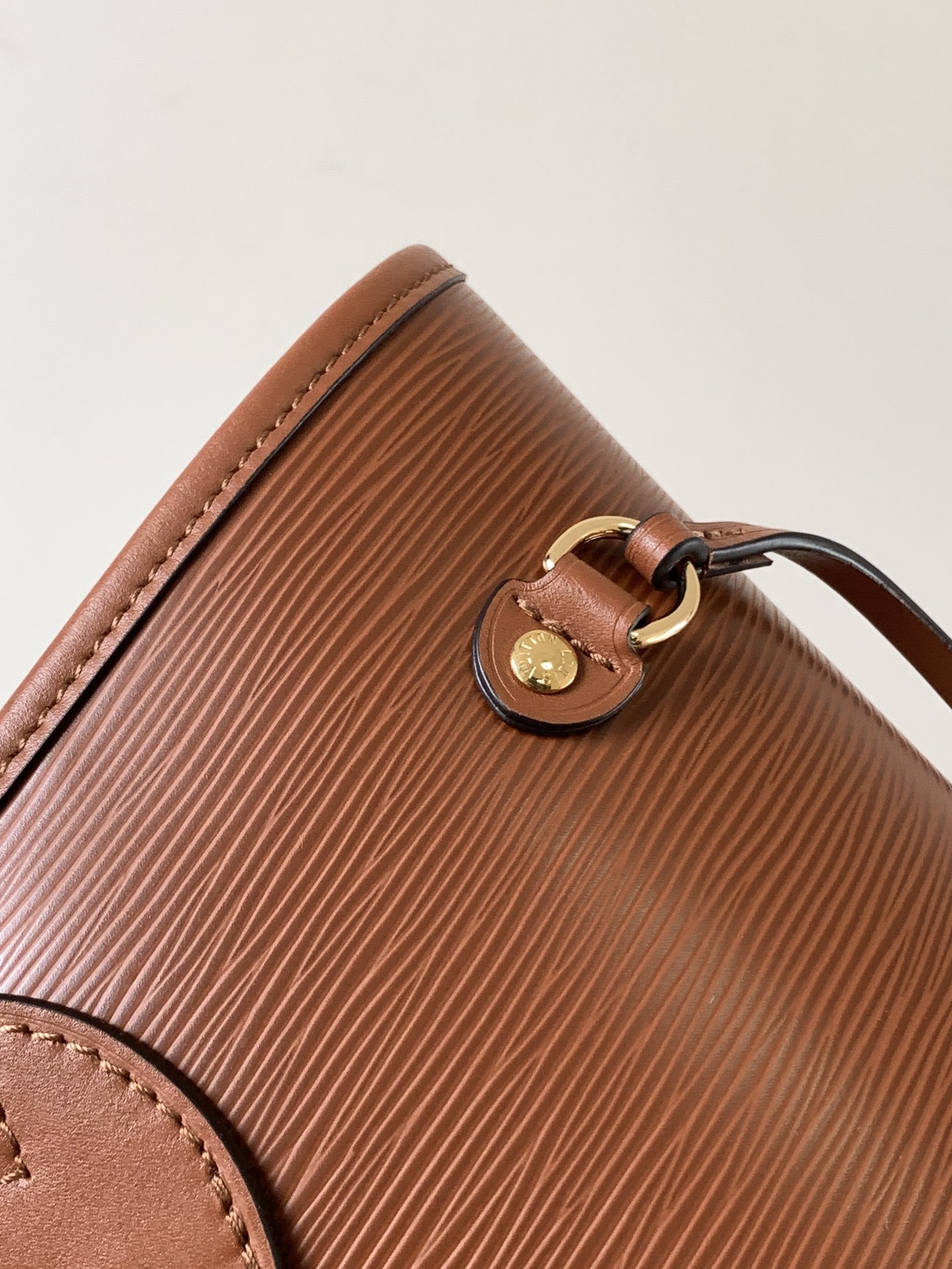 顶级原单,变码芯片✨M11930黑色 M12195绿色 M12755红色 M12467棕色 定制头层牛皮