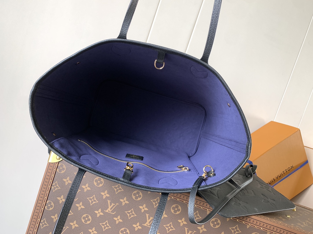顶级原单，变码芯片
M47143蓝M46482雾霾蓝M46599枣红 M45685黑色 M45684米白