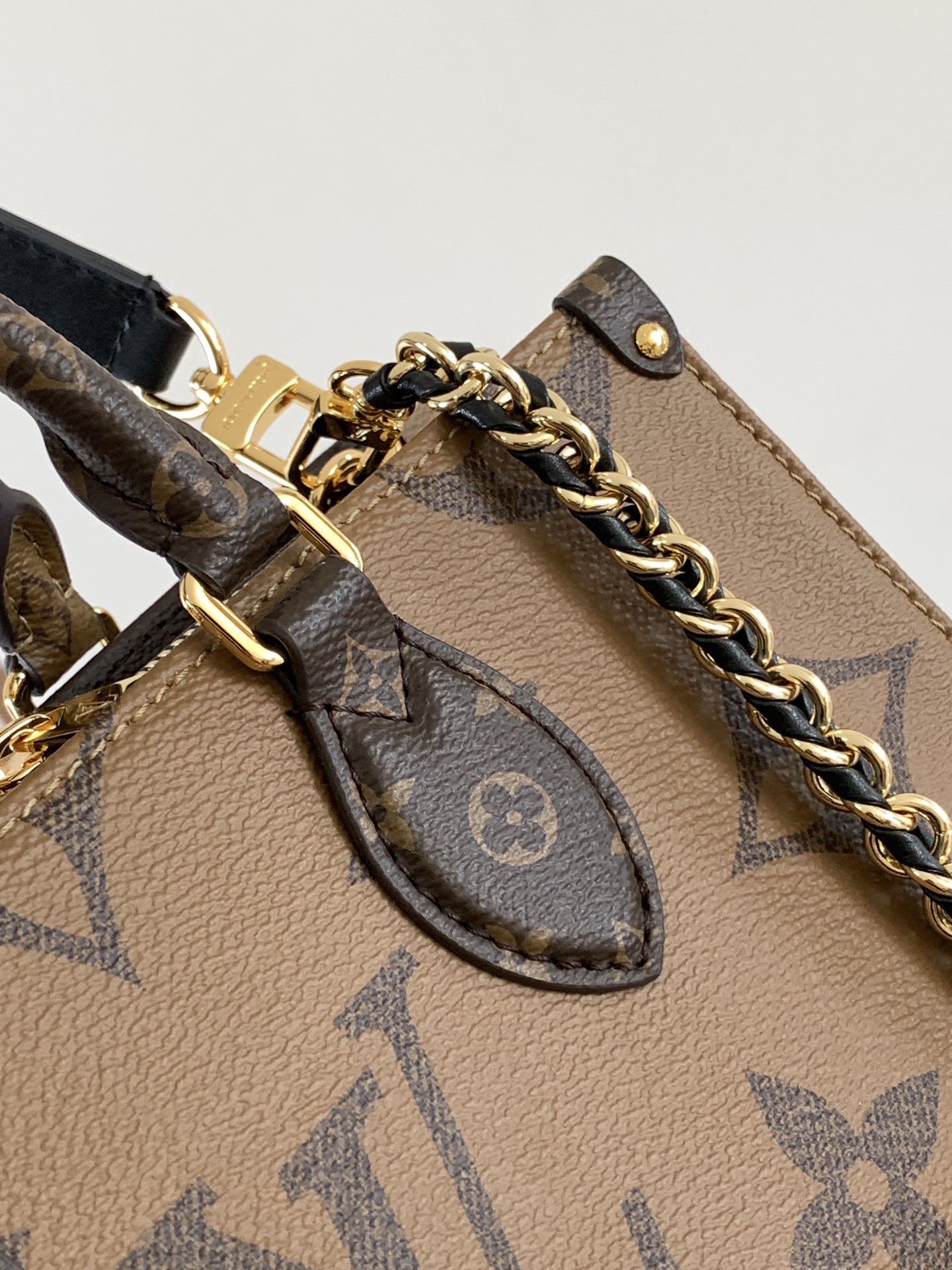 Louis Vuitton 变码芯片M14236
