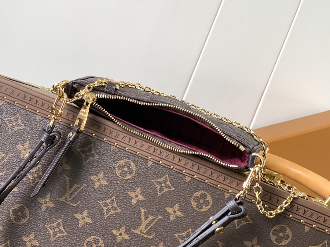 顶级原单，变码芯片【Easy Pouch 手袋】M13614 巧克力色 M82346粉色M81862灰色