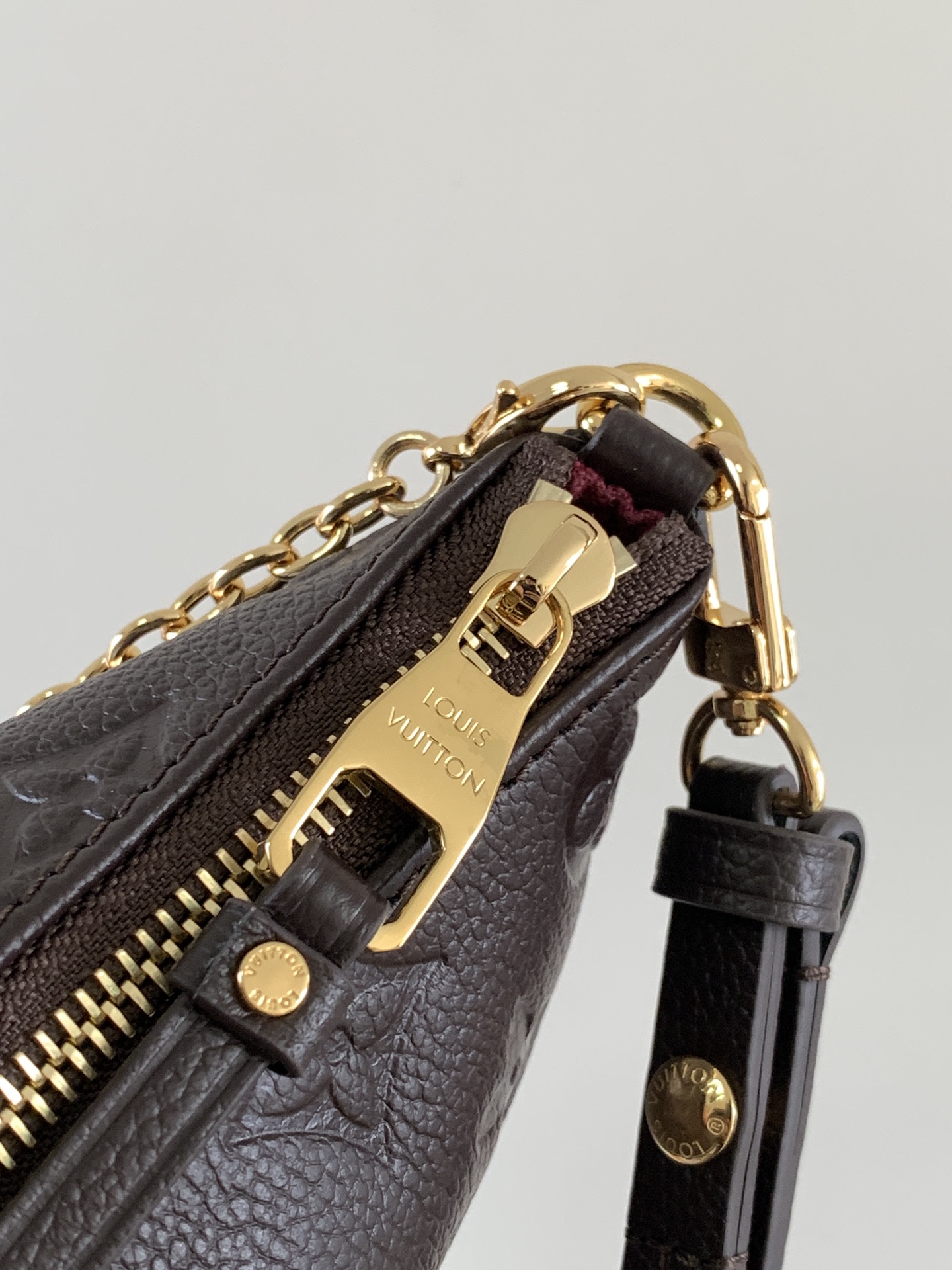 顶级原单，变码芯片【Easy Pouch 手袋】M13614 巧克力色 M82346粉色M81862灰色
