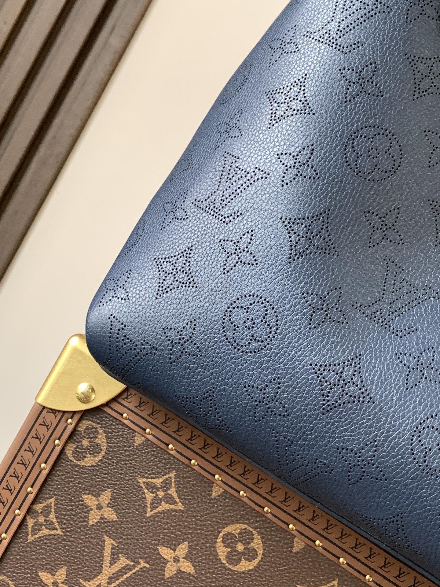 顶级原单,变码芯片 M14310深蓝【Sac Carmel 手袋】 M53188这款来自飞行模式系列的卡