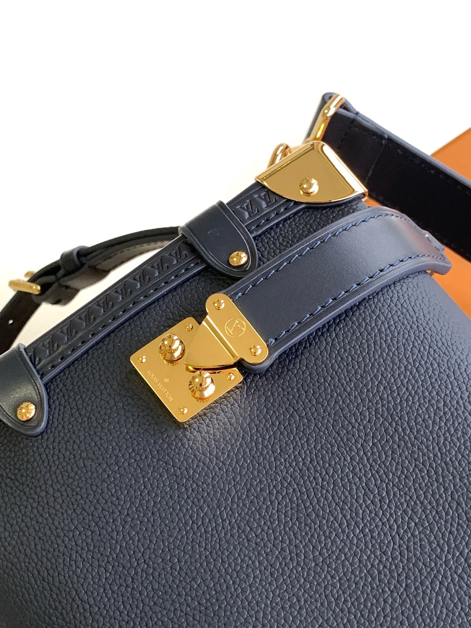 顶级原单,变码芯片M15226深蓝 M15224金棕色M25071奶咖色M25160黑色 M25072灰