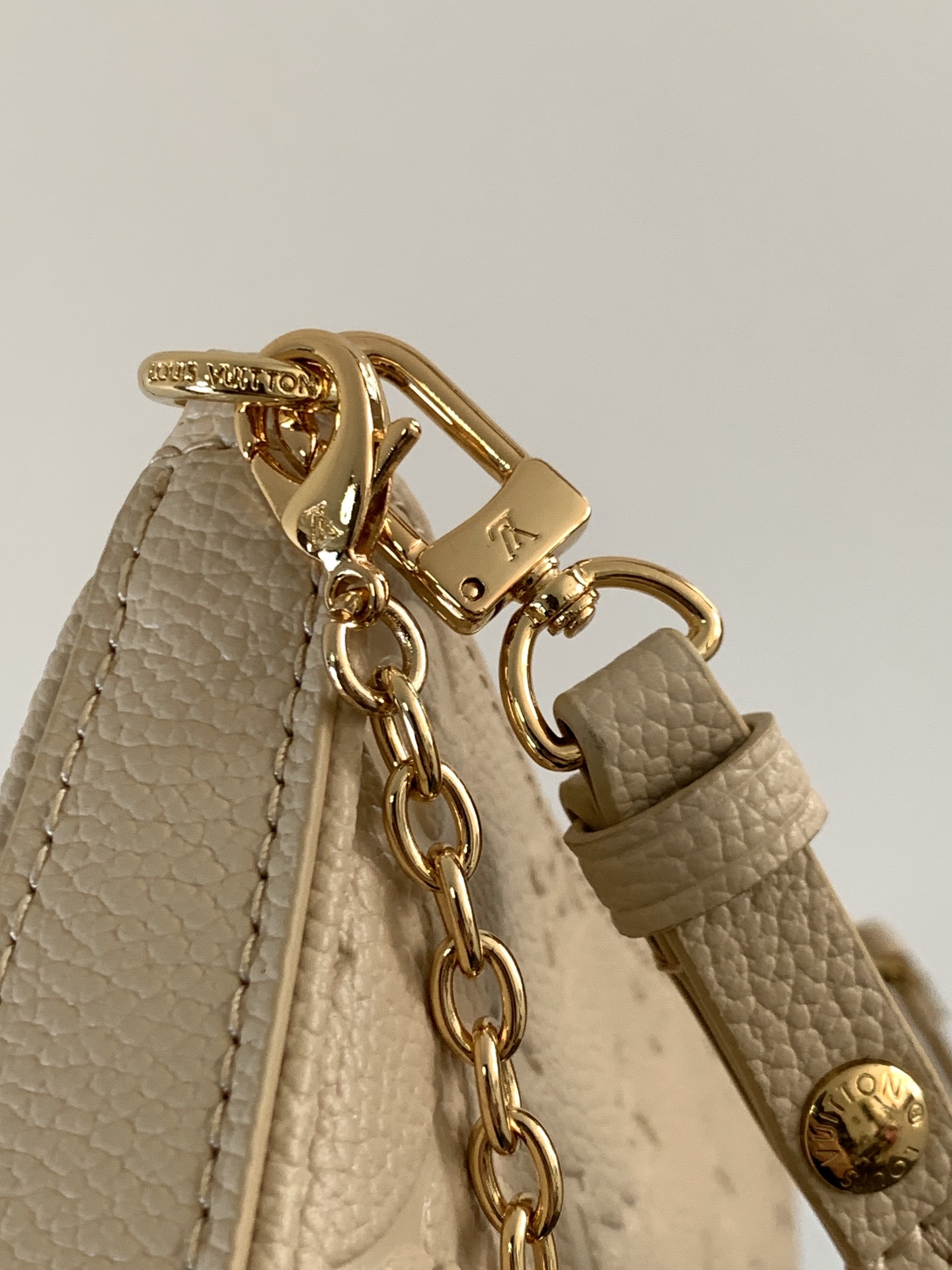 顶级原单，变码芯片【Easy Pouch 手袋】M14421奶杏色M13614 巧克力色 M82346粉