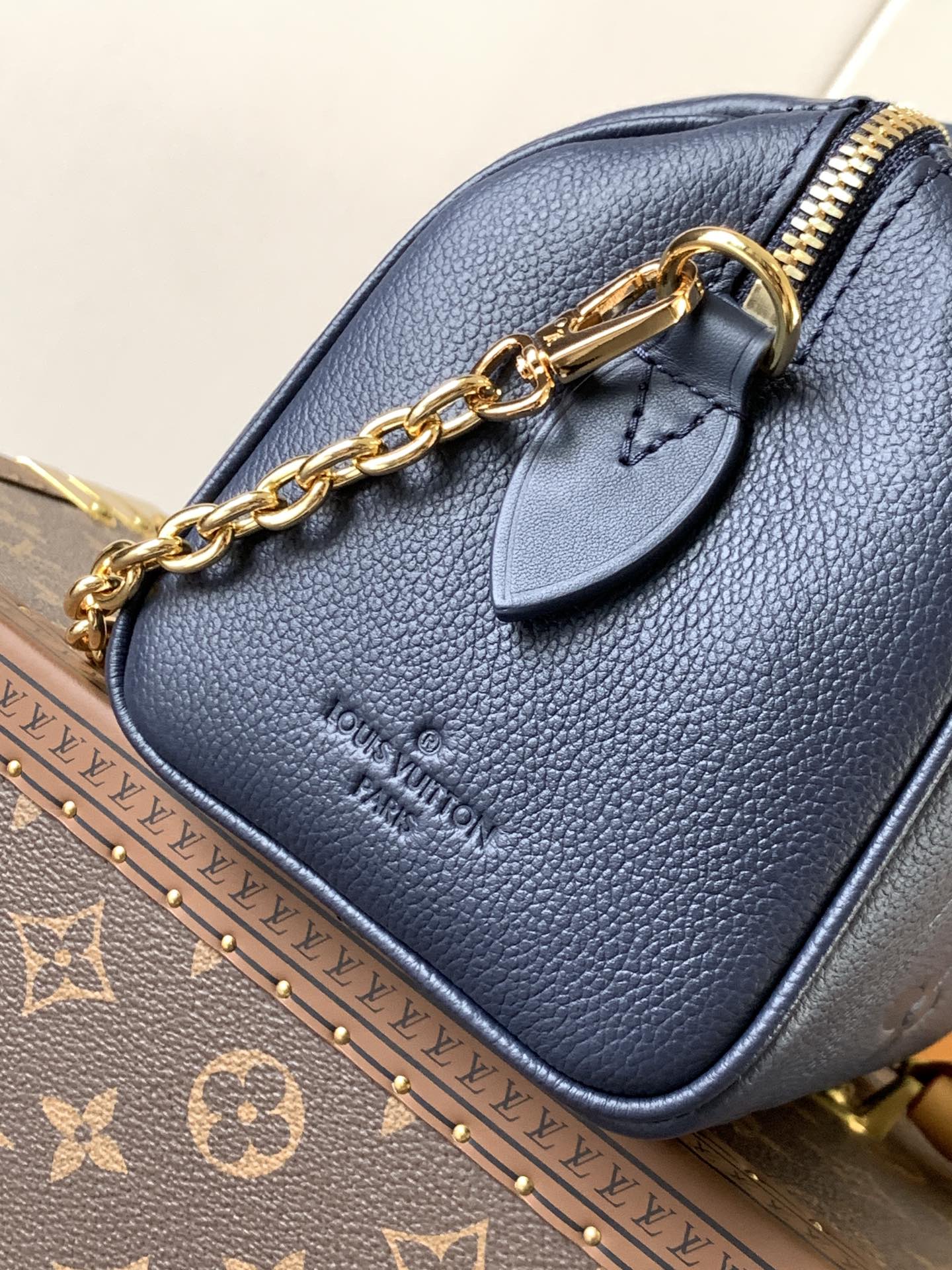 顶级原单，变码芯片M25929酒红M46875冰白粉 M58953黑色 M46883冰白蓝 46575大