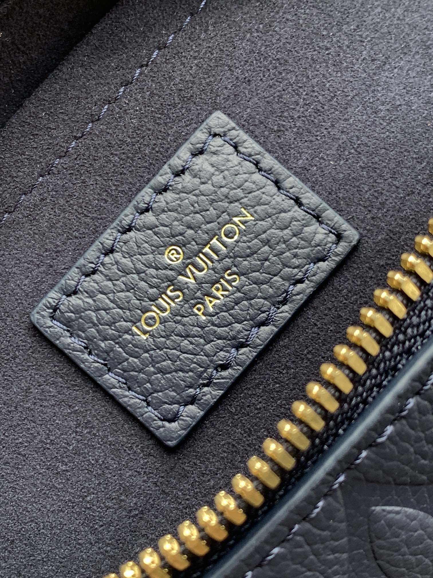 顶级原单，变码芯片M25929酒红M46875冰白粉 M58953黑色 M46883冰白蓝 46575大