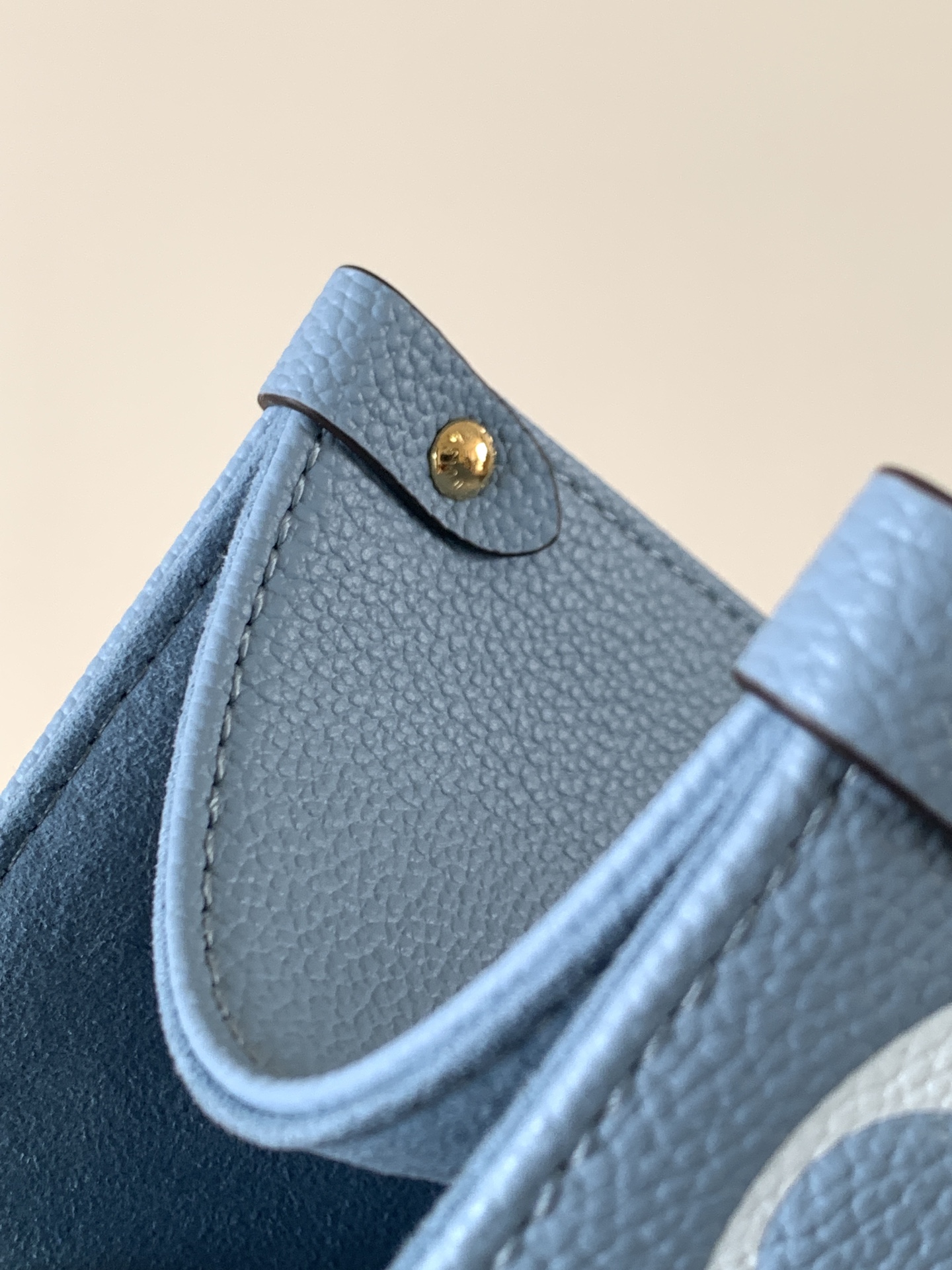 Louis Vuitton 变码芯片