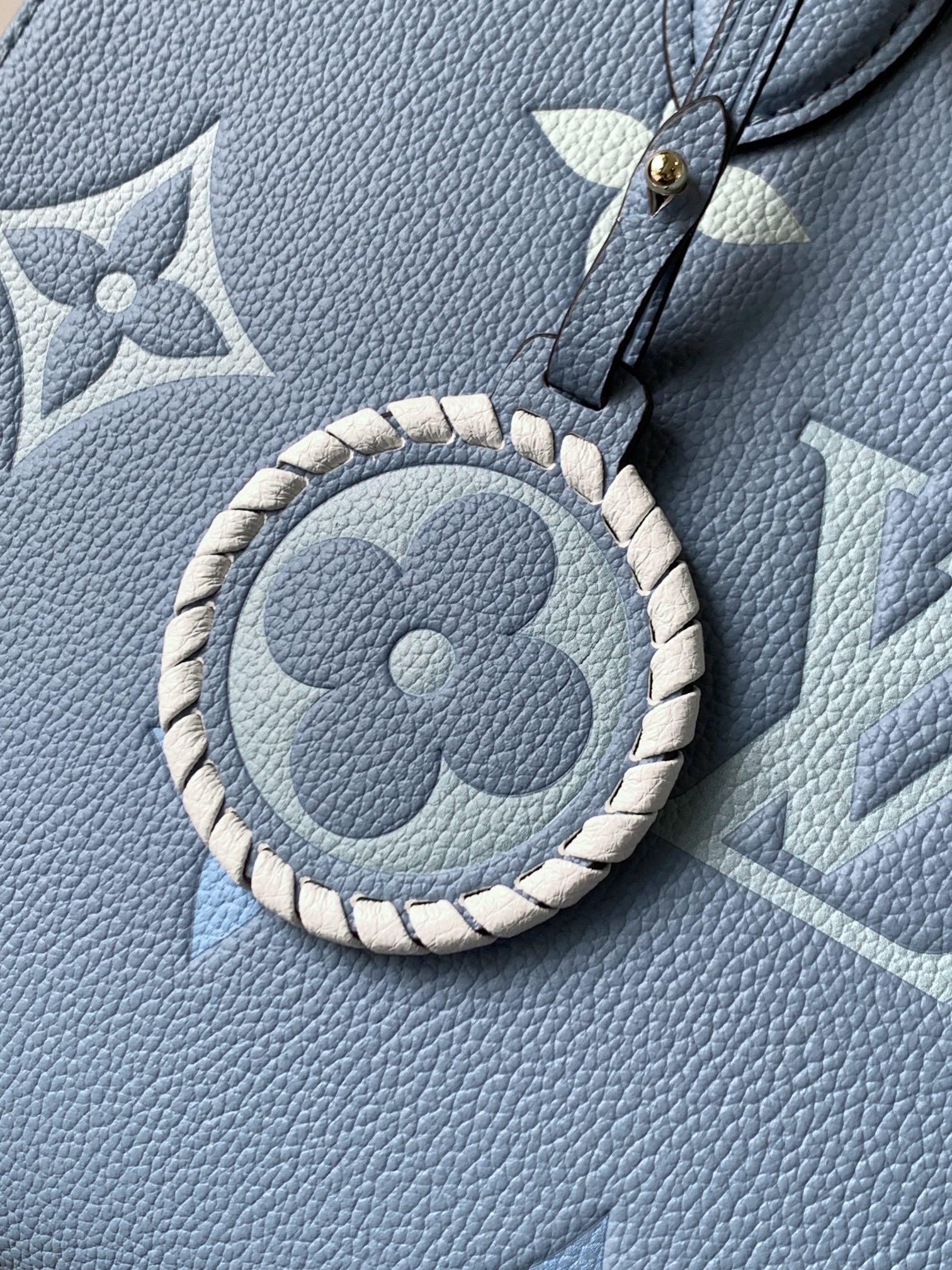 Louis Vuitton 变码芯片