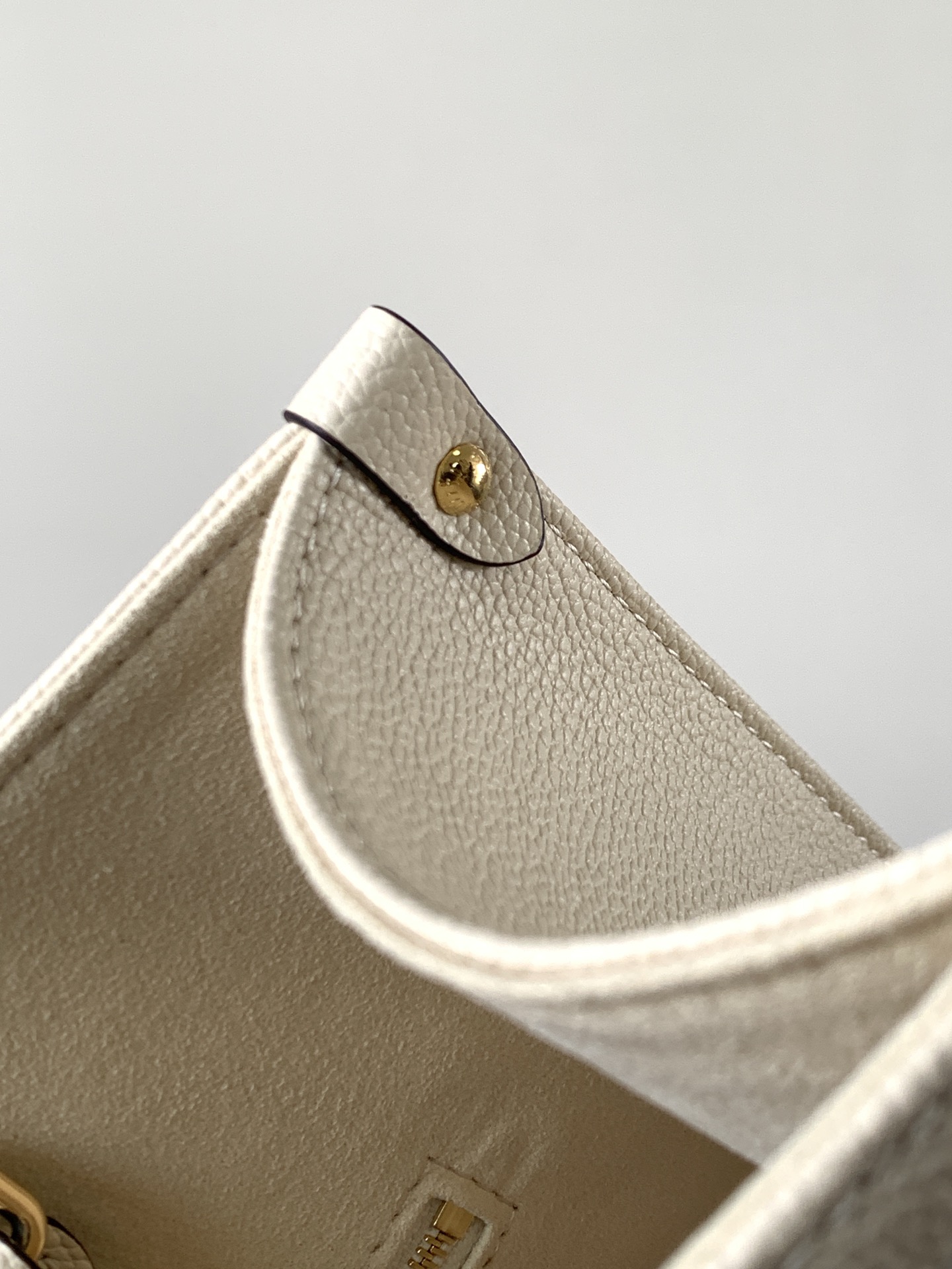 Louis Vuitton 变码芯片