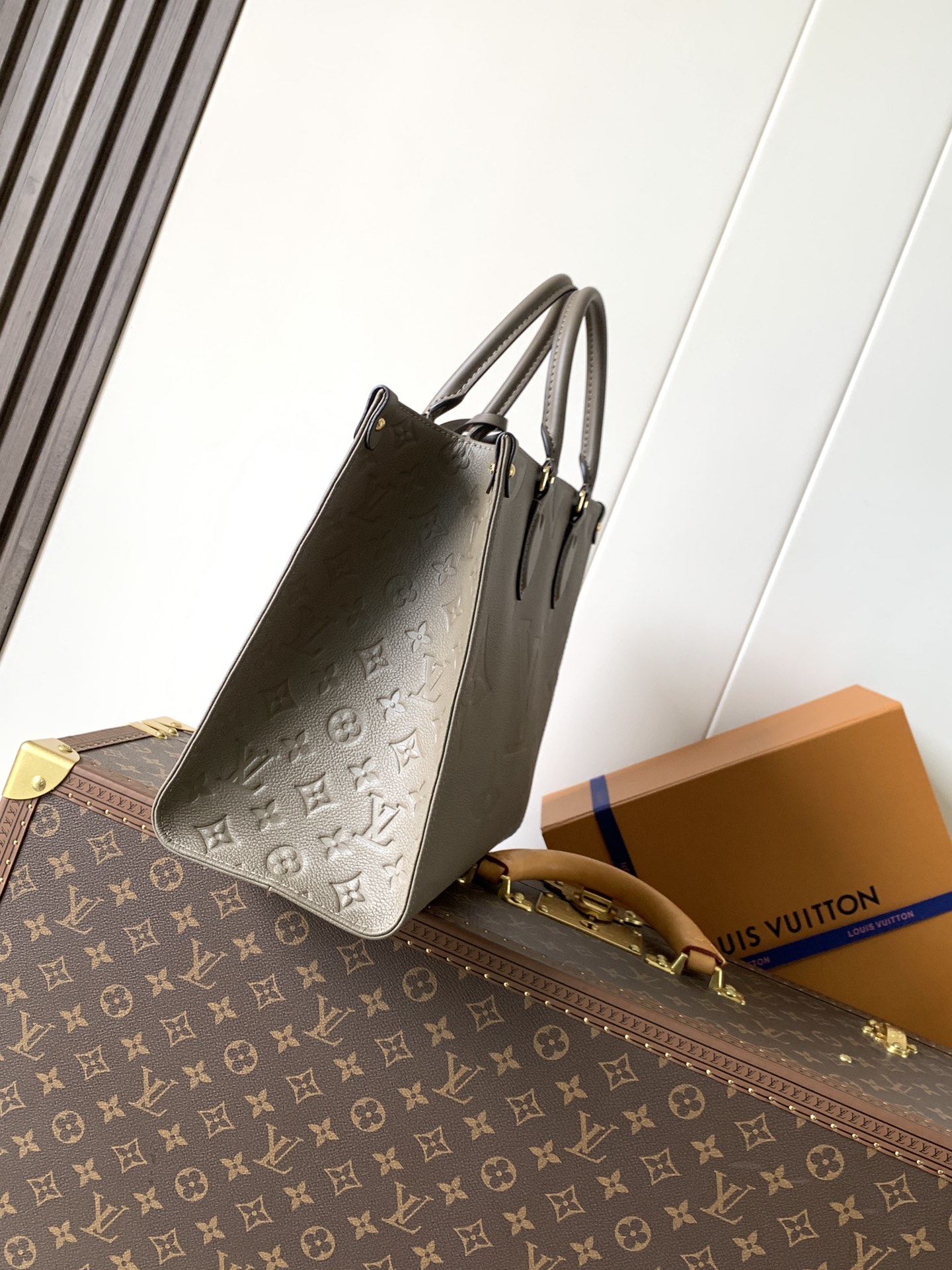 Louis Vuitton 变码芯片，定制头层牛皮