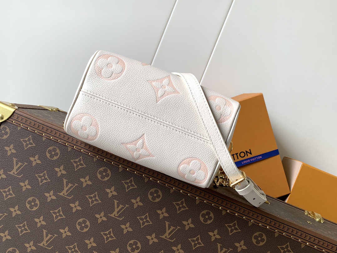 顶级原单，变码芯片M25929酒红M46875冰白粉 M58953黑色 M46883冰白蓝 46575大