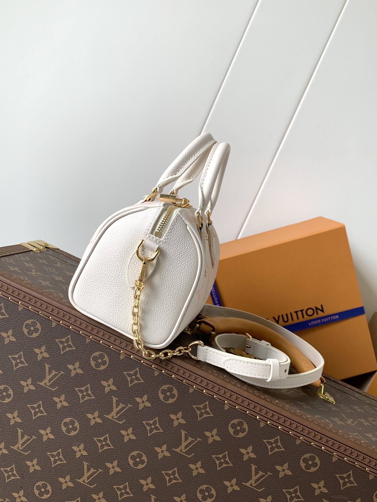 顶级原单，变码芯片M25929酒红M46875冰白粉 M58953黑色 M46883冰白蓝 46575大