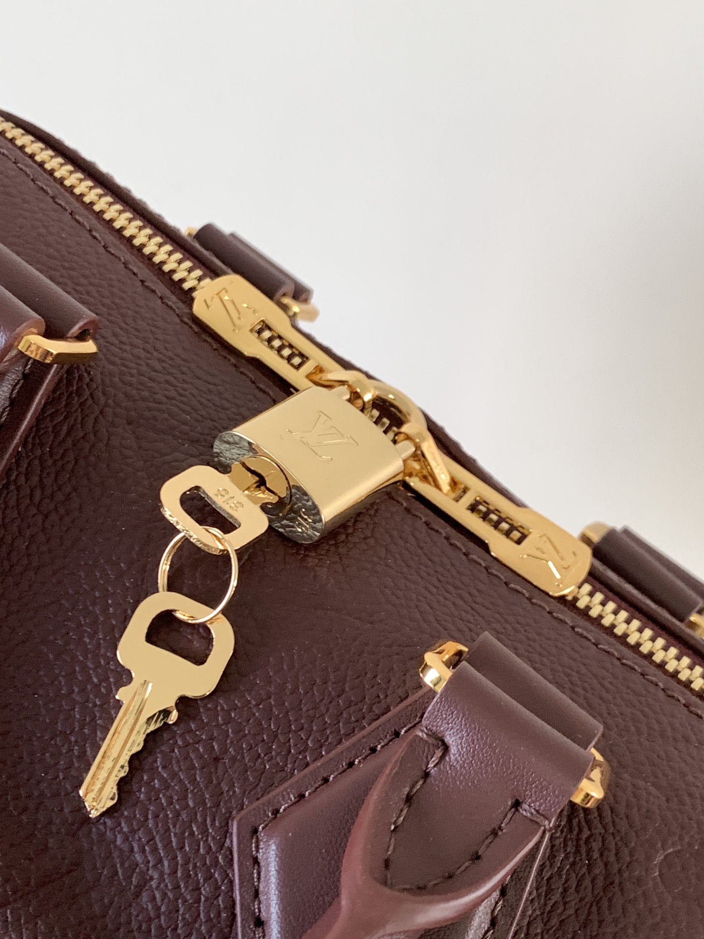 顶级原单，变码芯片M25929酒红M46875冰白粉 M58953黑色 M46883冰白蓝 46575大