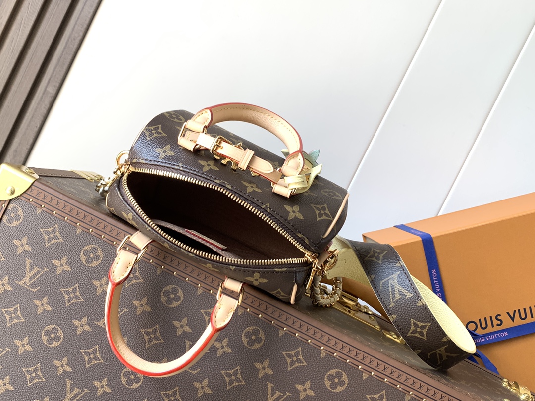 顶级原单，变码芯片M24606黑花 M46970老花M24474白花，speedy18，在满足日常需求上