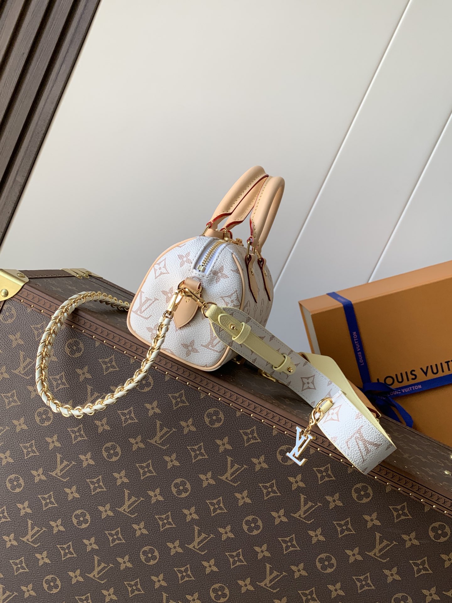 顶级原单，变码芯片M24606黑花 M46970老花M24474白花，speedy18，在满足日常需求上