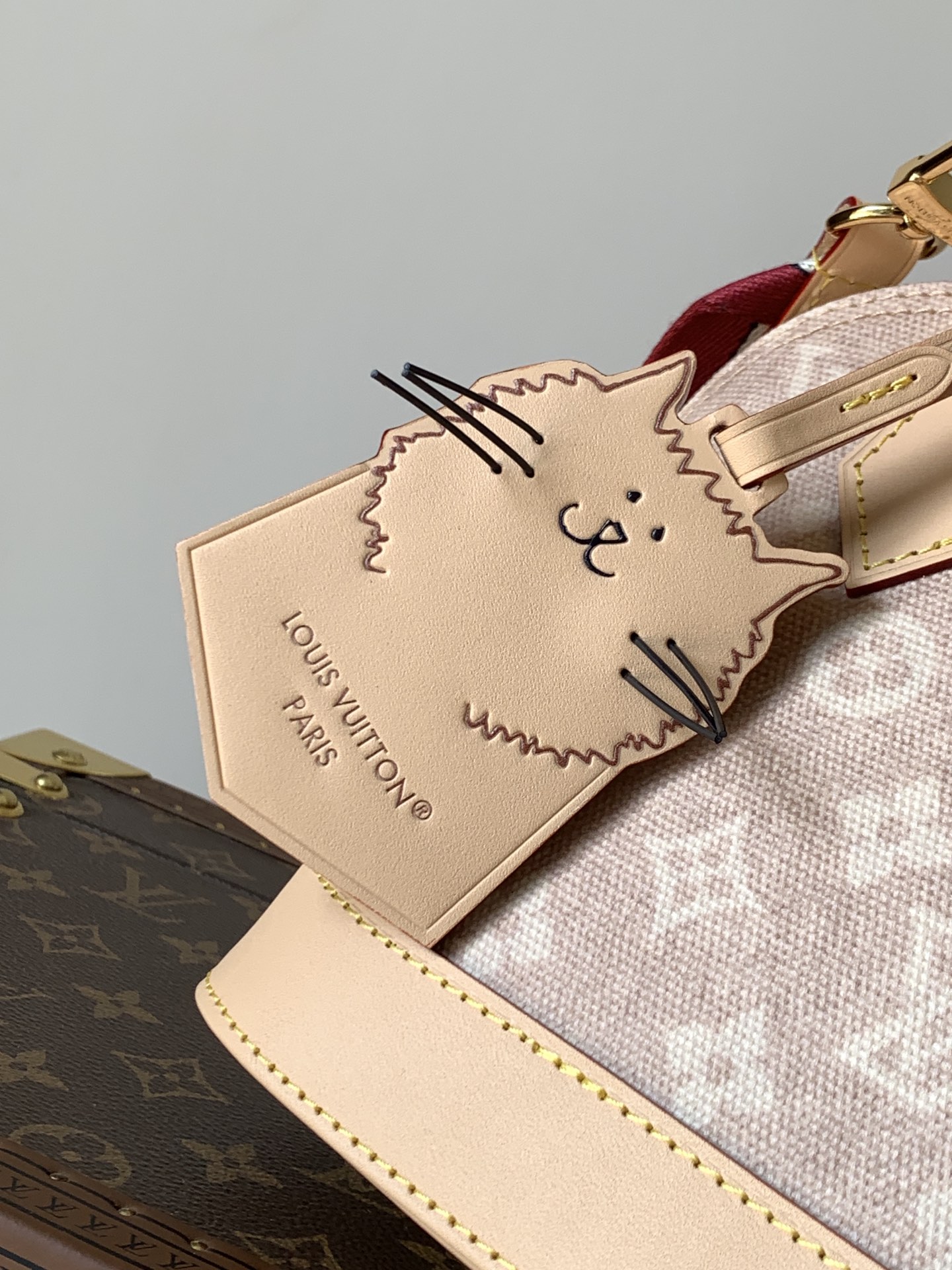 顶级原单，变码芯片M25728本款 Alma BB 手袋出自路易威登与 Grace Coddington