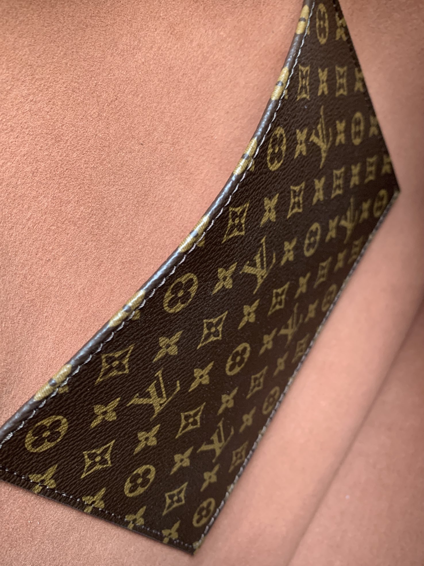 Givenchy 变码芯片M26494