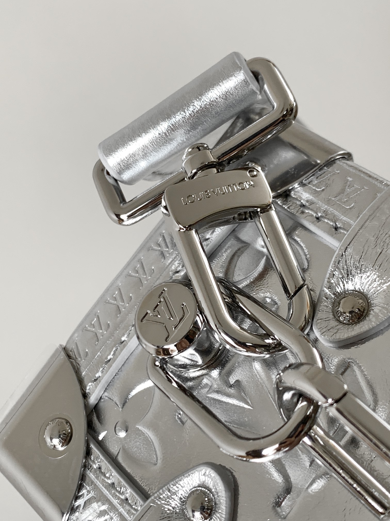 Louis Vuitton 变码芯片