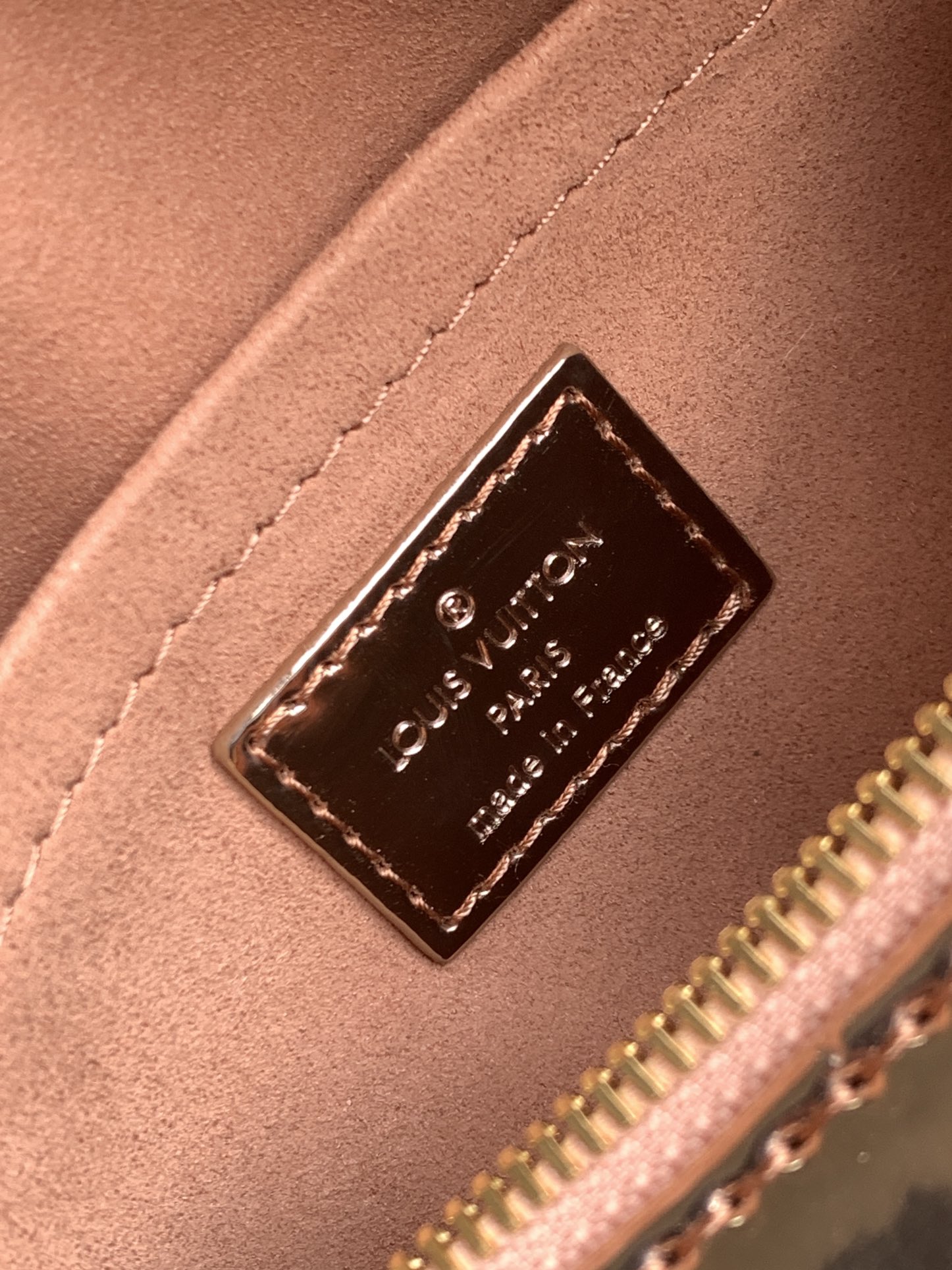 Louis Vuitton 变码芯片M26497
