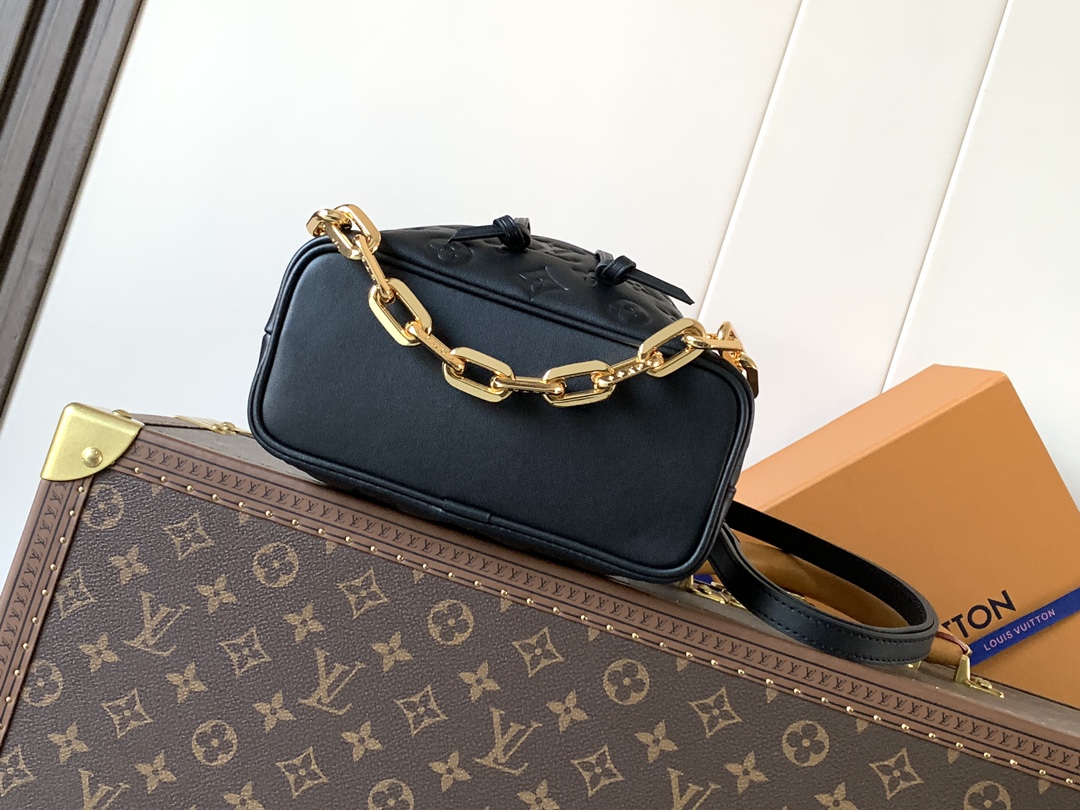 Louis Vuitton 可拆卸 LV Chunky 链条